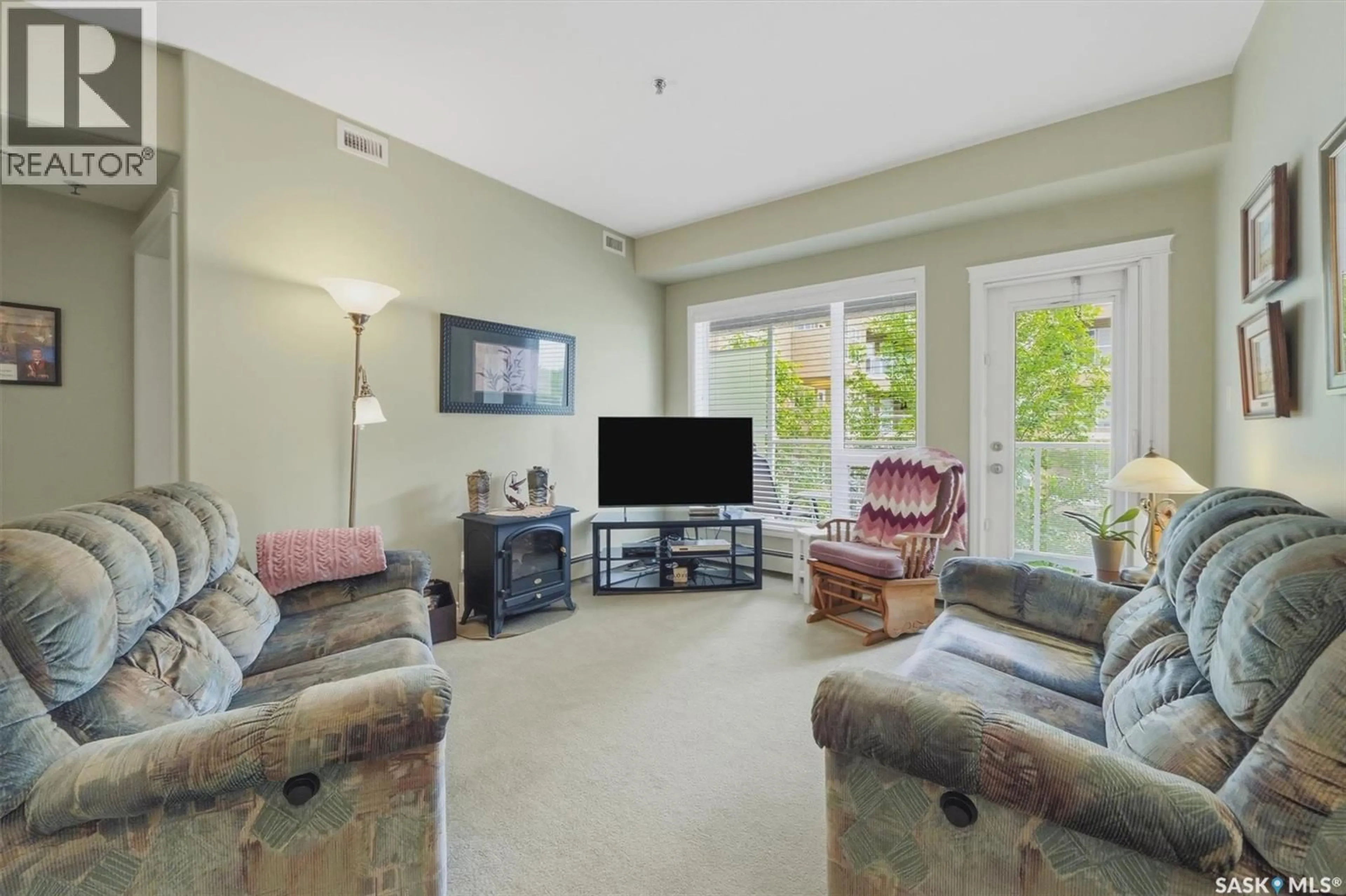 Living room with furniture, unknown for 106 - 215 ARMISTICE WAY, Saskatoon Saskatchewan S7J2H4