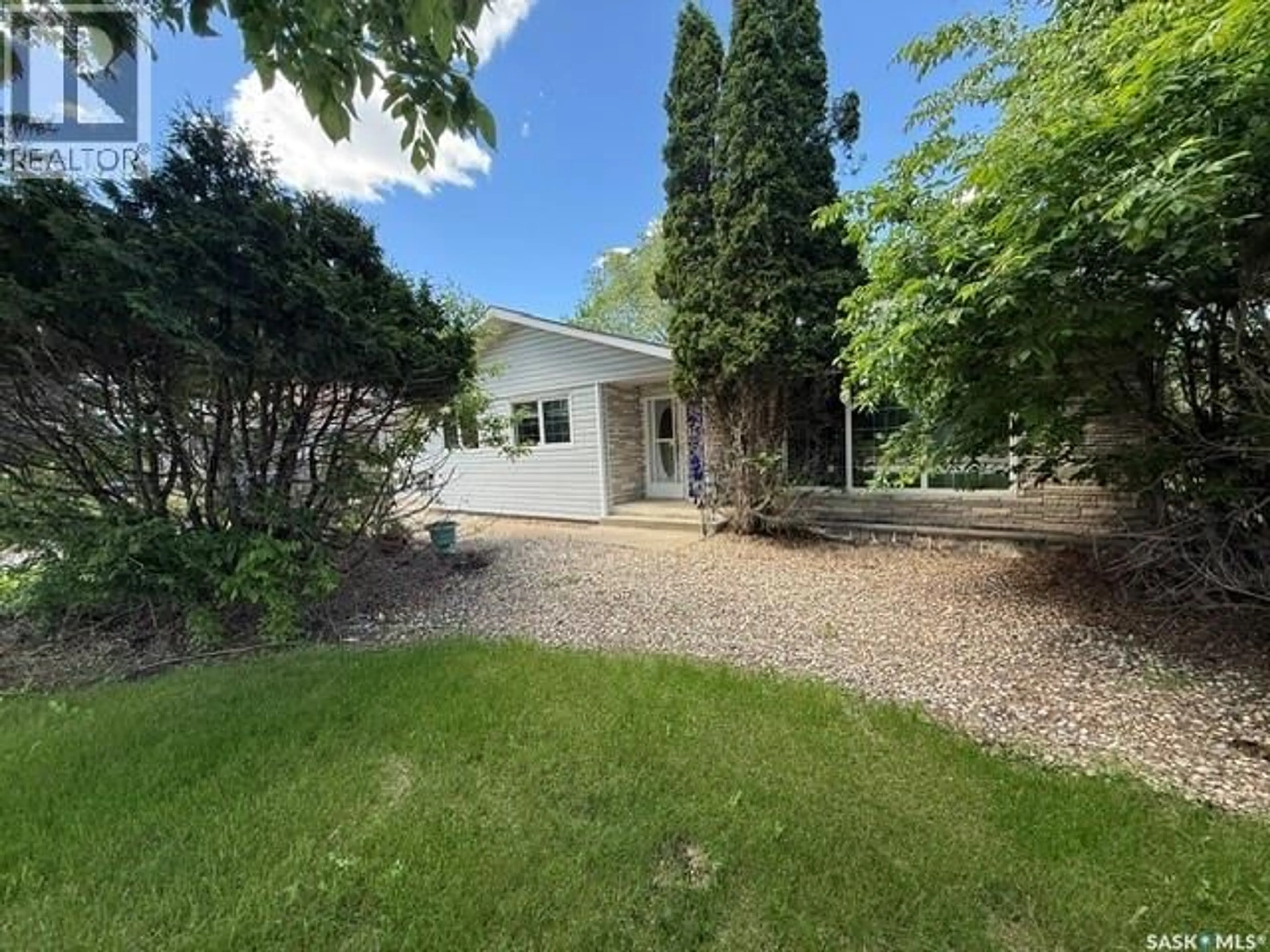A pic from outside/outdoor area/front of a property/back of a property/a pic from drone, unknown for 245 QUEEN ELIZABETH BOULEVARD, Kamsack Saskatchewan S0A1S0
