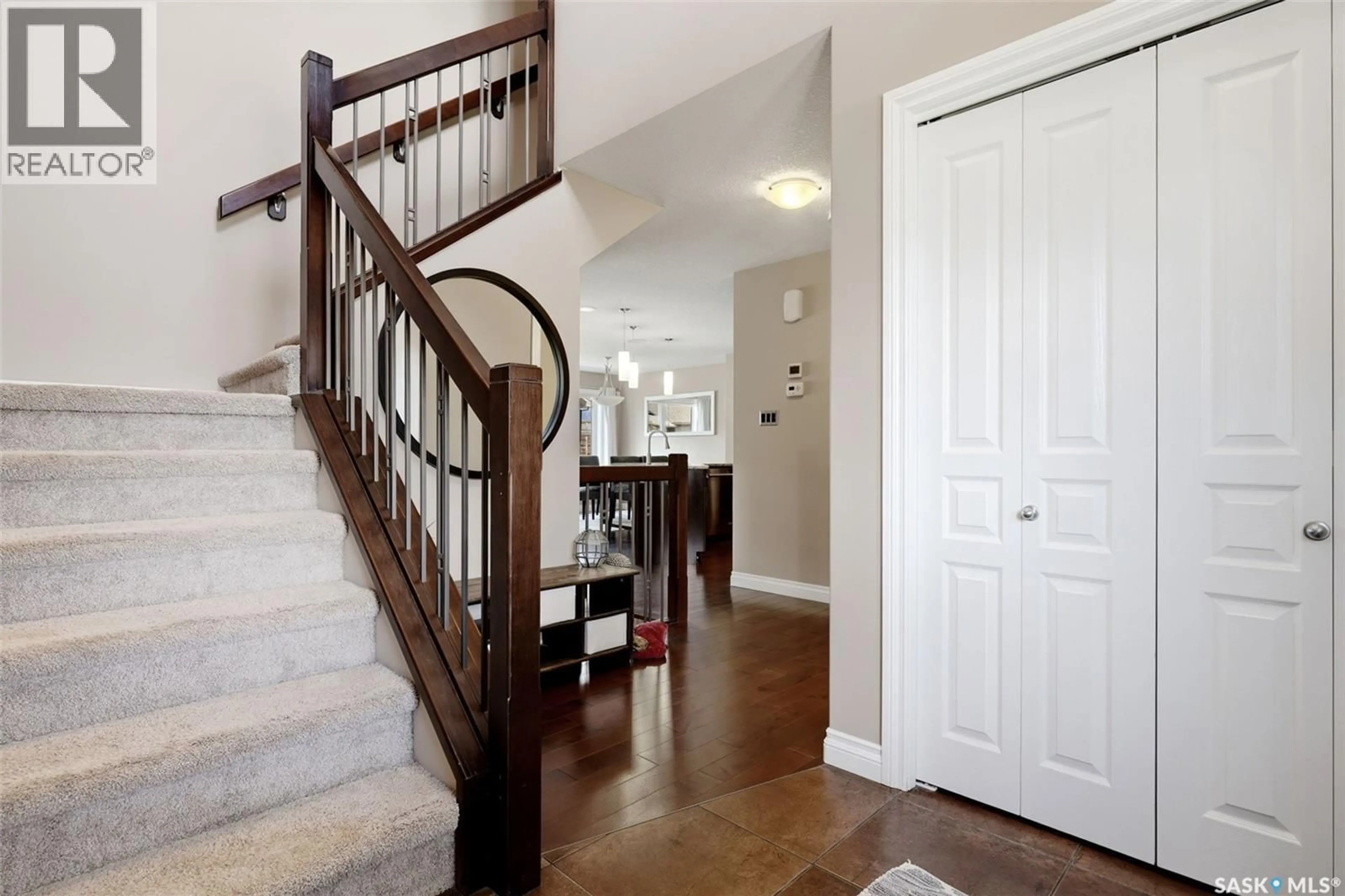 Indoor entryway for 4610 HAMES CRESCENT, Regina Saskatchewan S4W0B4