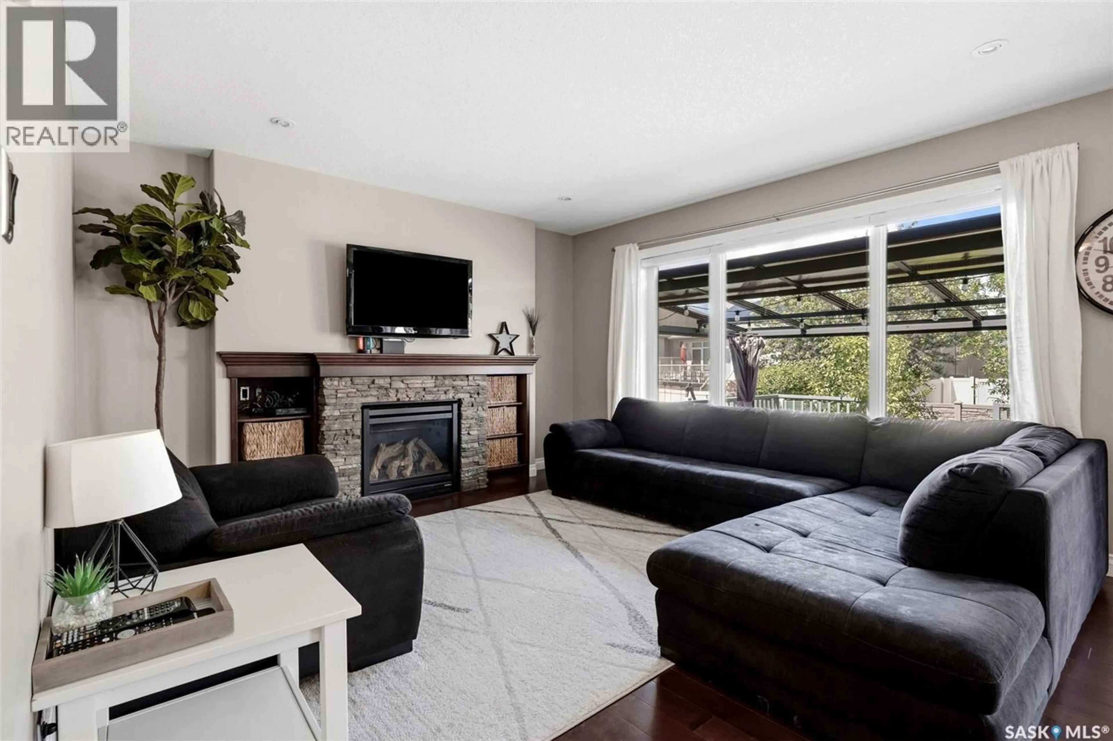 Living room with furniture, unknown for 4610 HAMES CRESCENT, Regina Saskatchewan S4W0B4