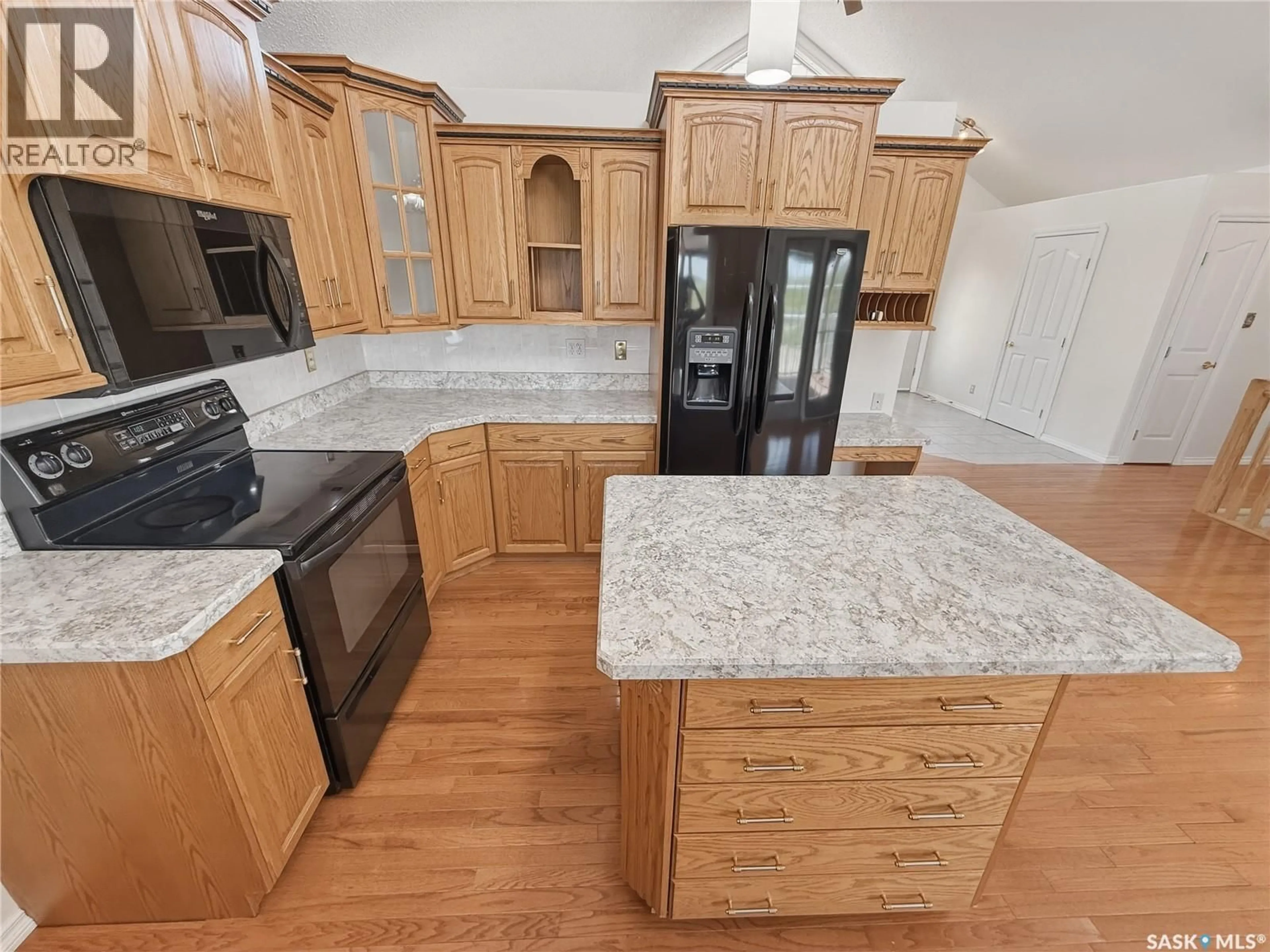 Open concept kitchen, unknown for East - 1 ACREAGE, Swift Current Rm No. 137 Saskatchewan S9H4M6