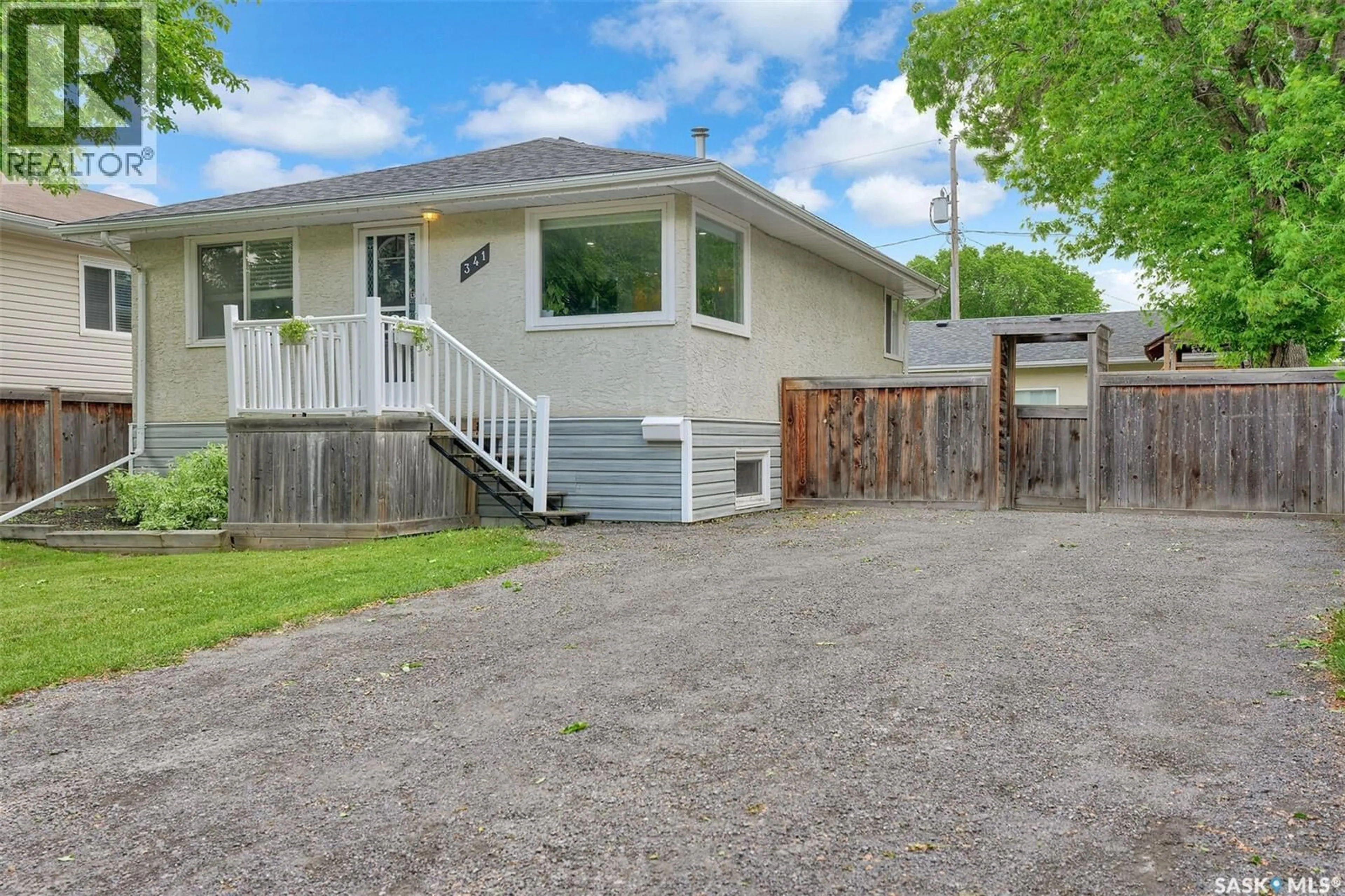 A pic from outside/outdoor area/front of a property/back of a property/a pic from drone, street for 341 LORNE STREET, Regina Saskatchewan S4R2J3