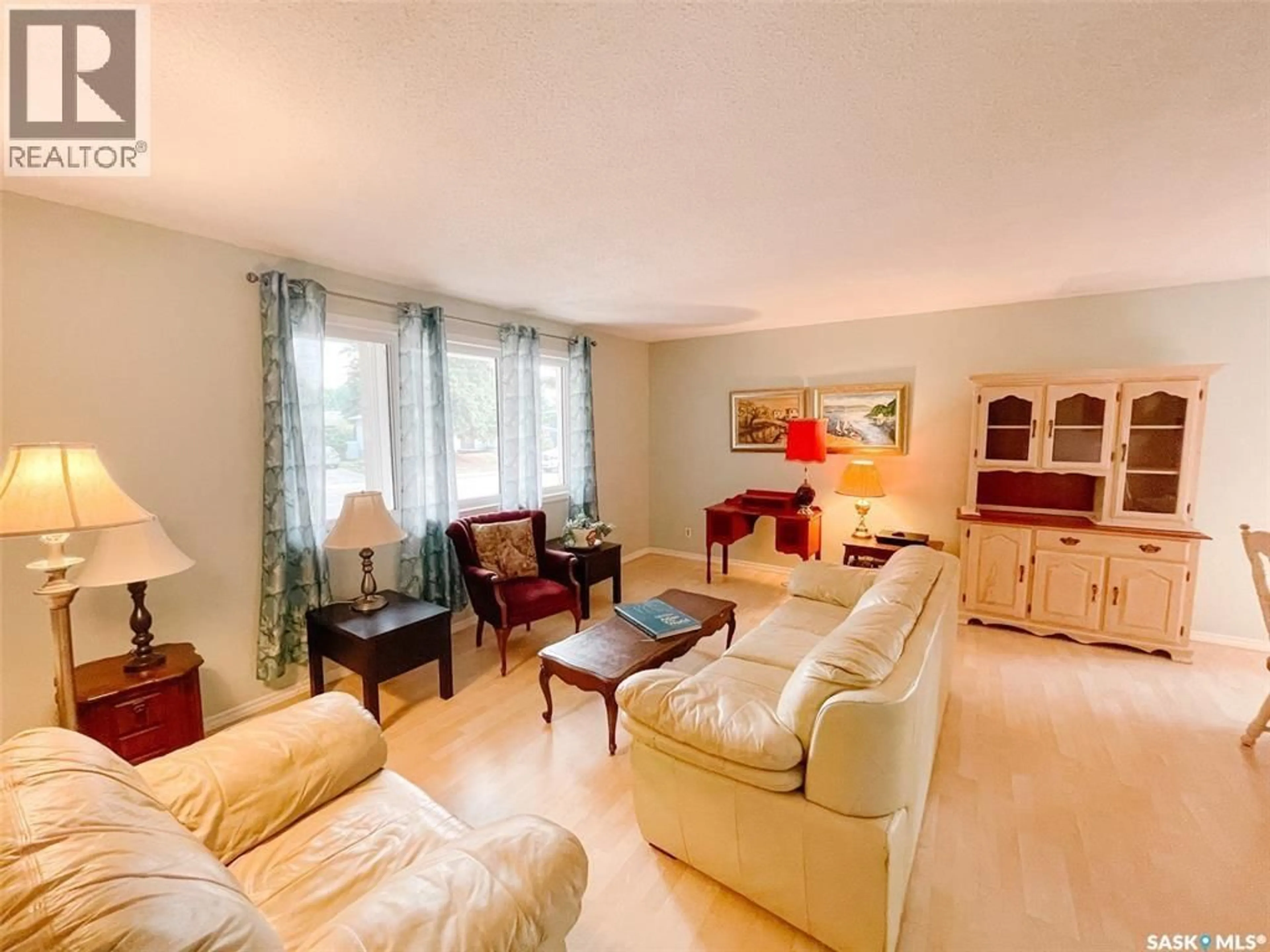 Living room with furniture, unknown for 1617 RUTH STREET, Saskatoon Saskatchewan S7J0L7