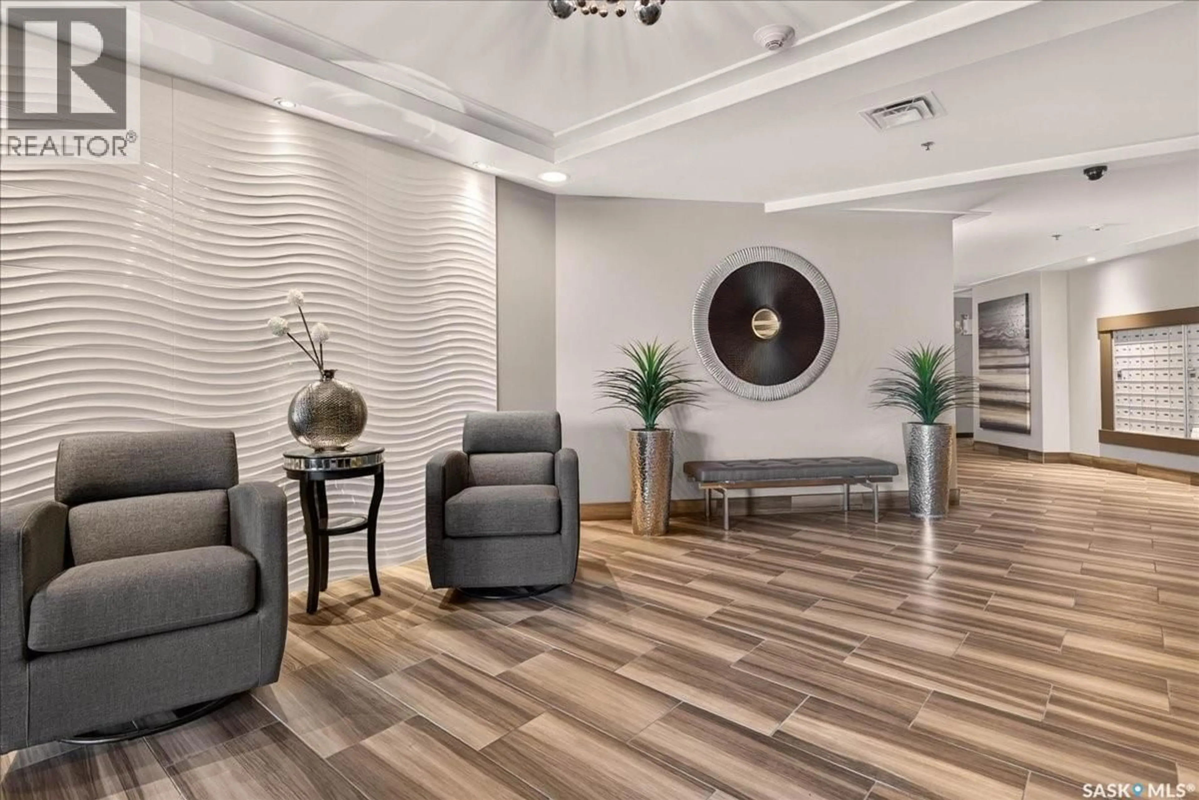 Lobby for 211 - 1220 BLACKFOOT DRIVE, Regina Saskatchewan S4S6T2