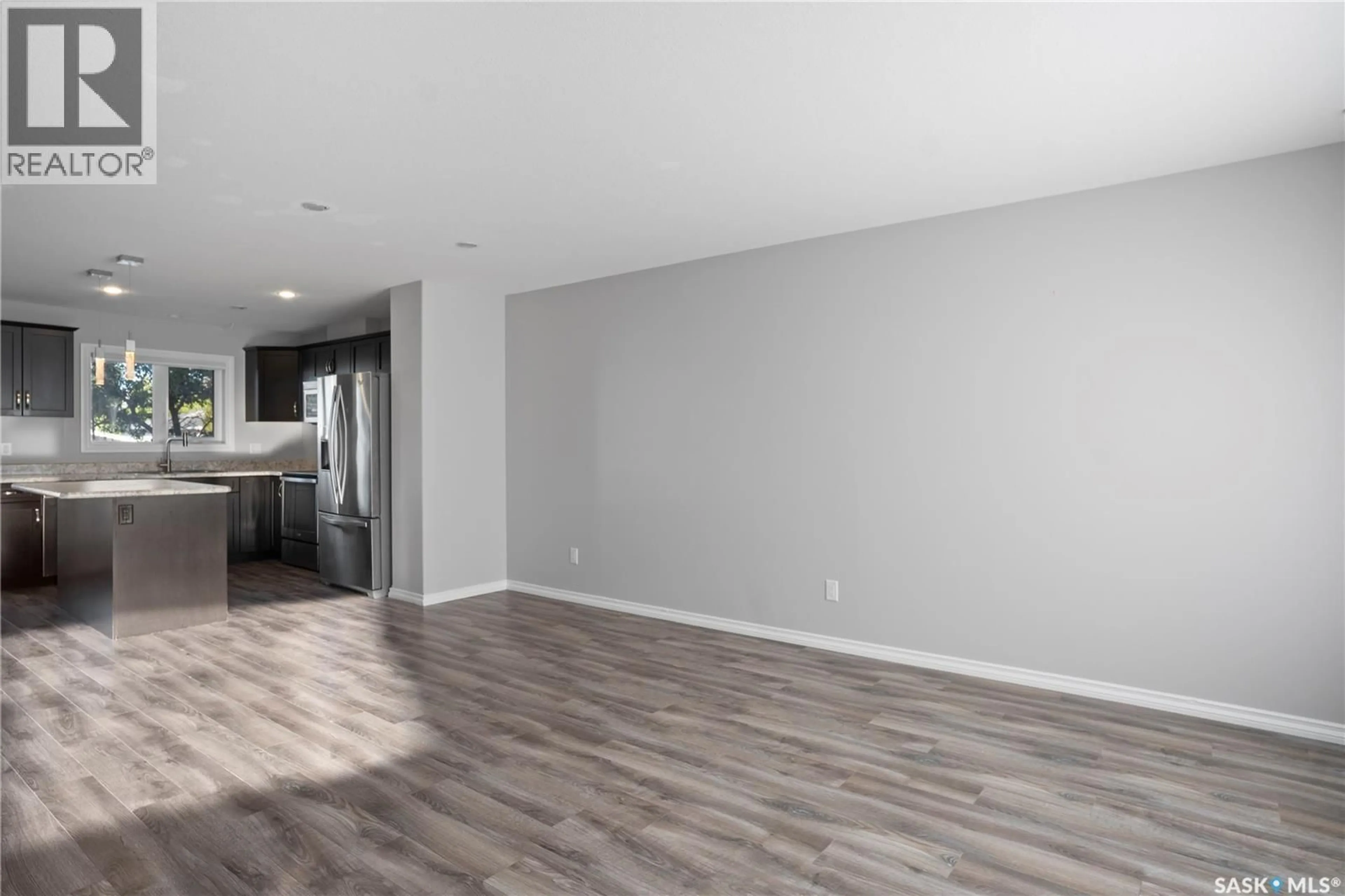 A pic of a room for 110 - 4102 3RD AVENUE, Regina Saskatchewan S4R2B7