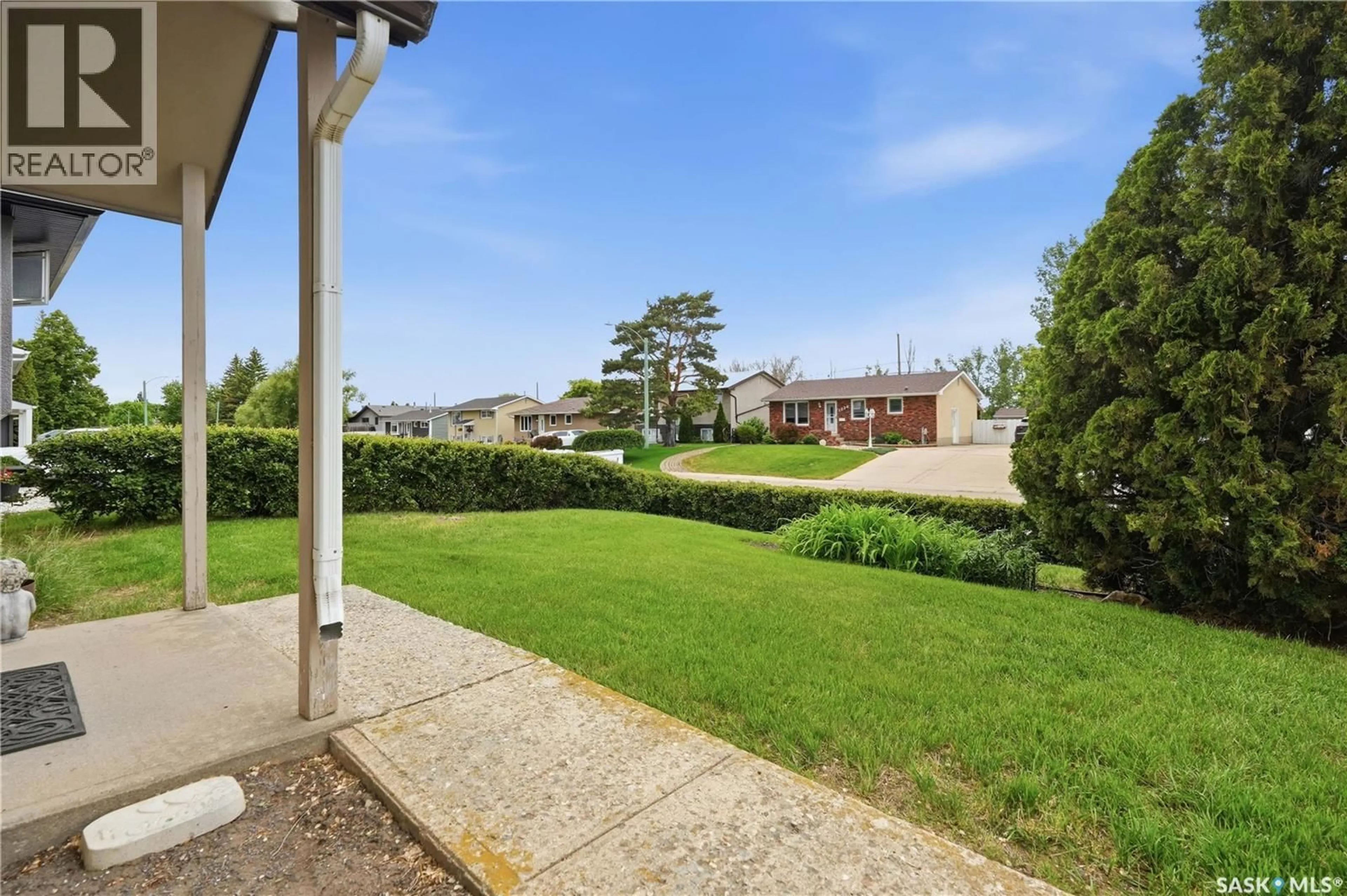 A pic from outside/outdoor area/front of a property/back of a property/a pic from drone, unknown for 1223 WARNER STREET, Moose Jaw Saskatchewan S6H6G9