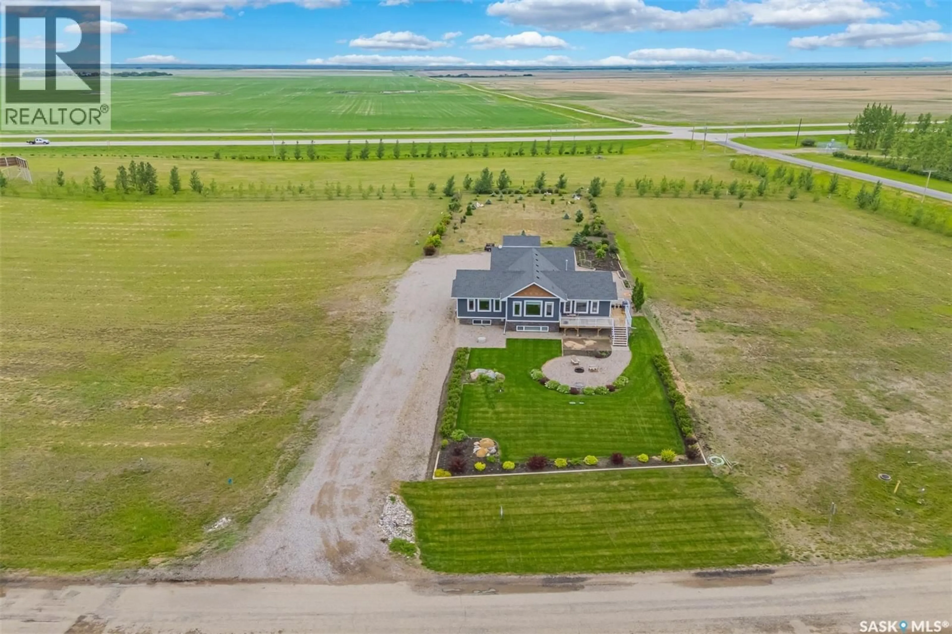 A pic from outside/outdoor area/front of a property/back of a property/a pic from drone, unknown for 3 SUNRISE DRIVE, Dundurn Rm No. 314 Saskatchewan S7C0A6