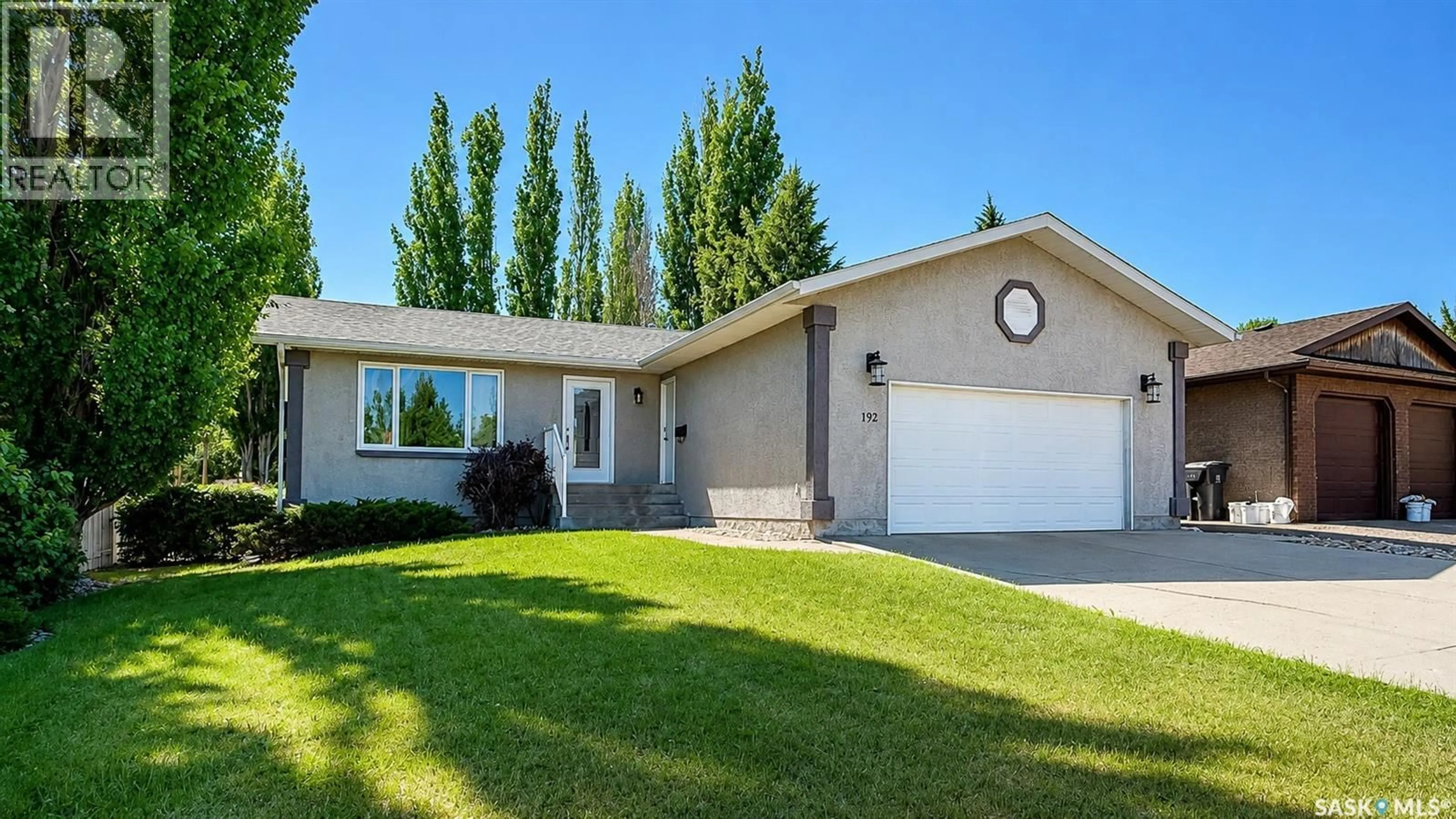 Home with vinyl exterior material, street for 192 JANET DRIVE, Battleford Saskatchewan S0M1X0