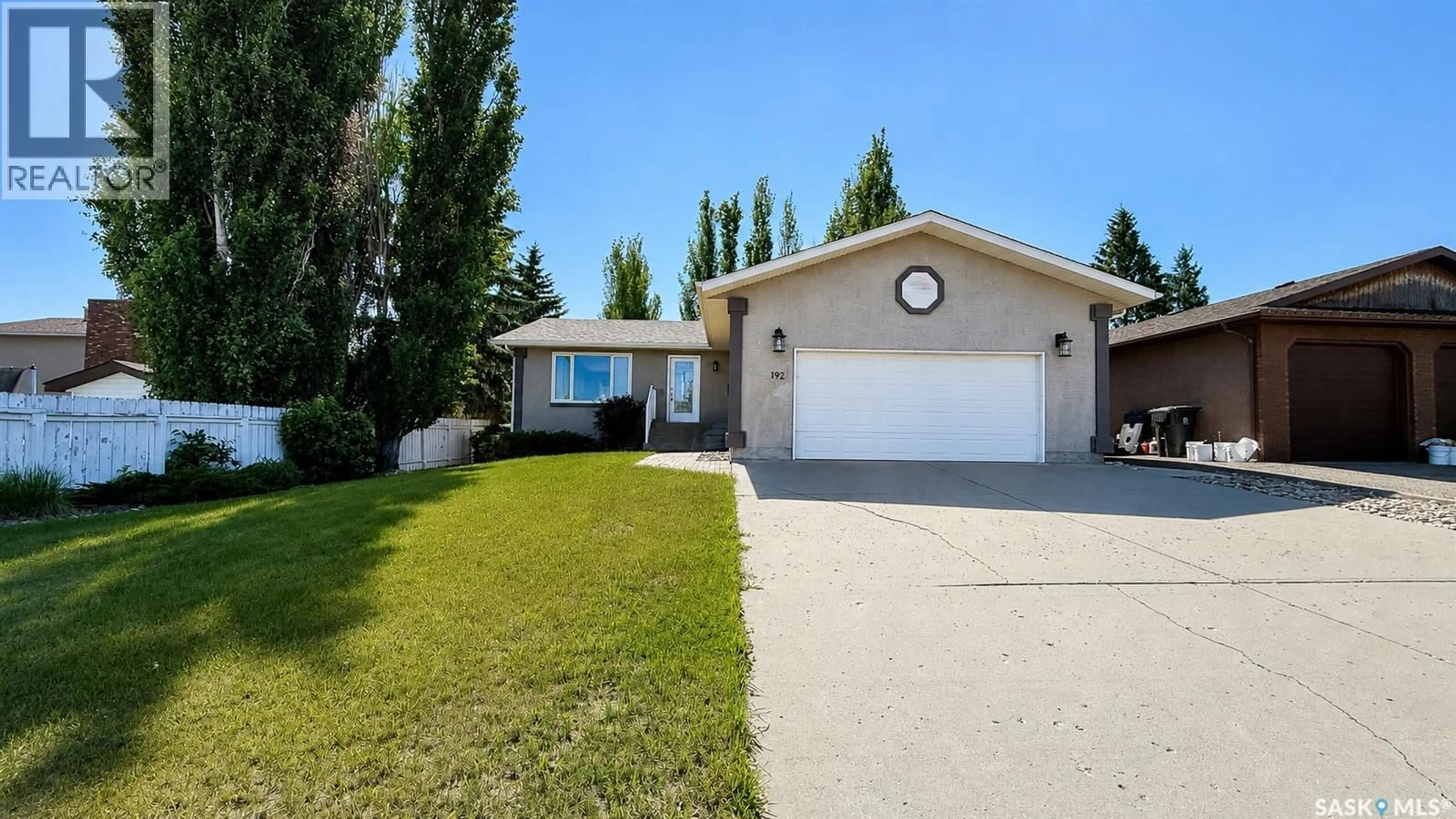 Home with vinyl exterior material, street for 192 JANET DRIVE, Battleford Saskatchewan S0M1X0