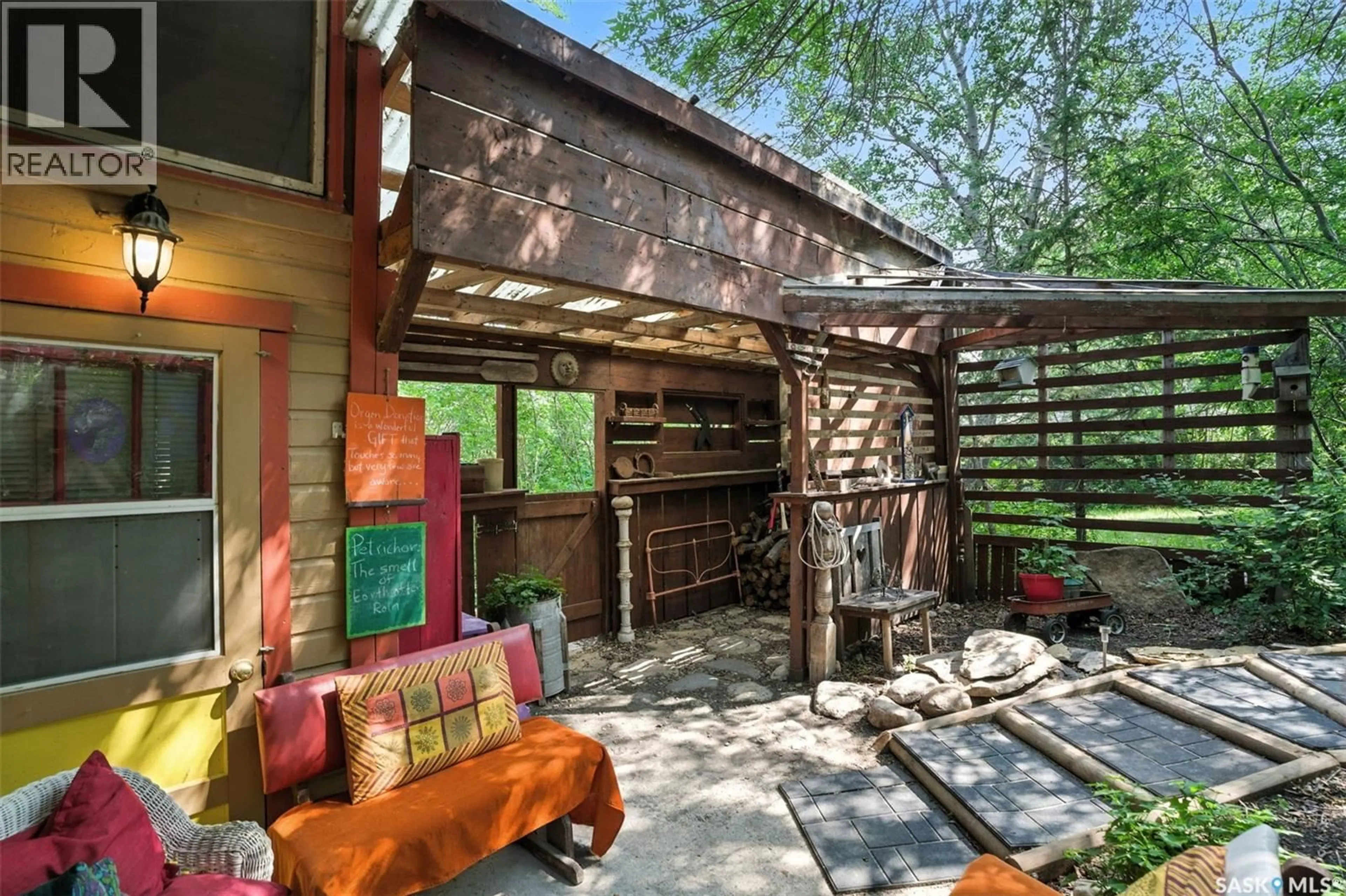 Patio, street for 309 EVENSON AVENUE, Manitou Beach Saskatchewan S0K4T1