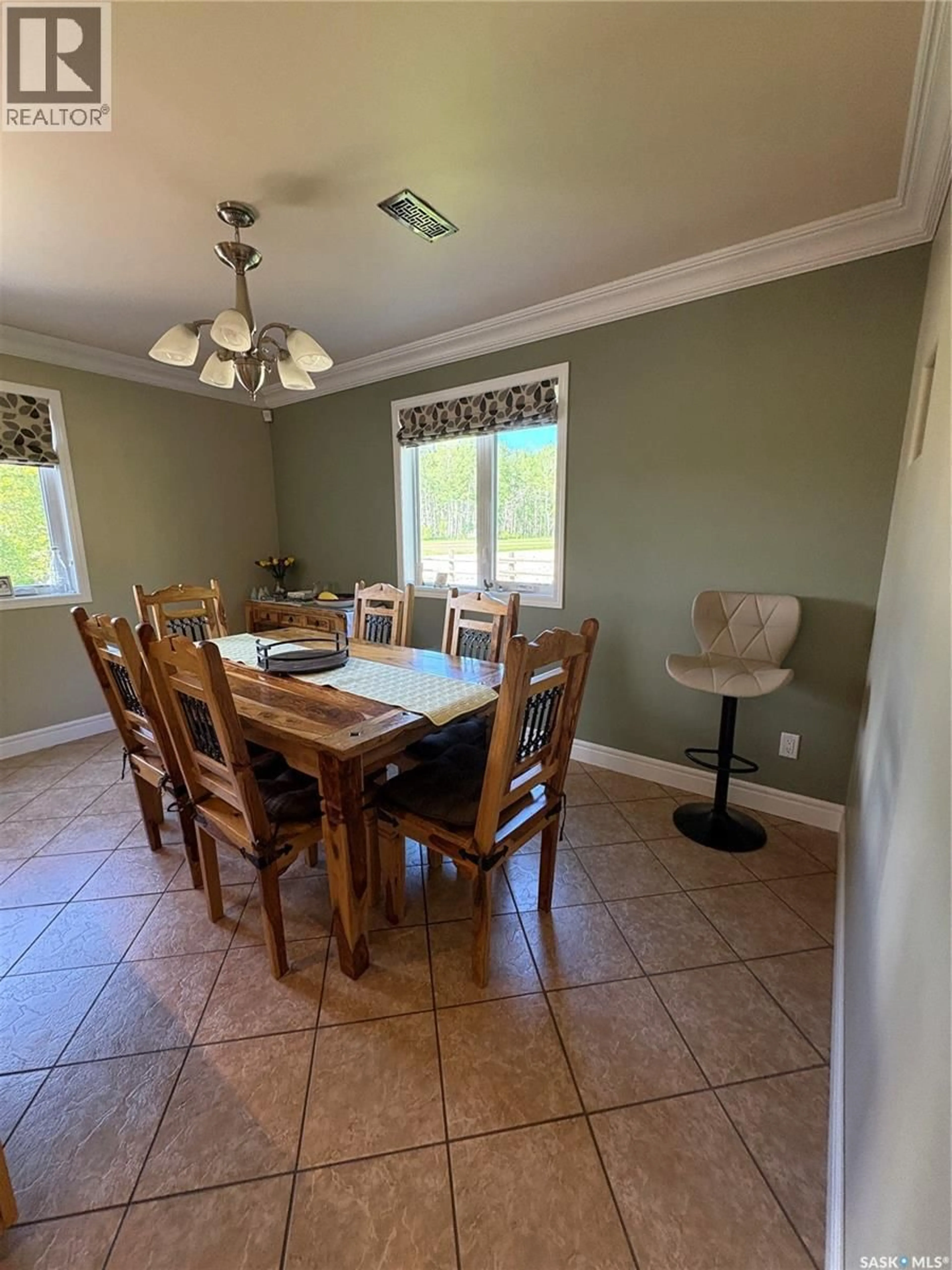 Dining room, ceramic/tile floor for HAYES ACREAGE, Kelvington Rm No. 366 Saskatchewan S0A1W0