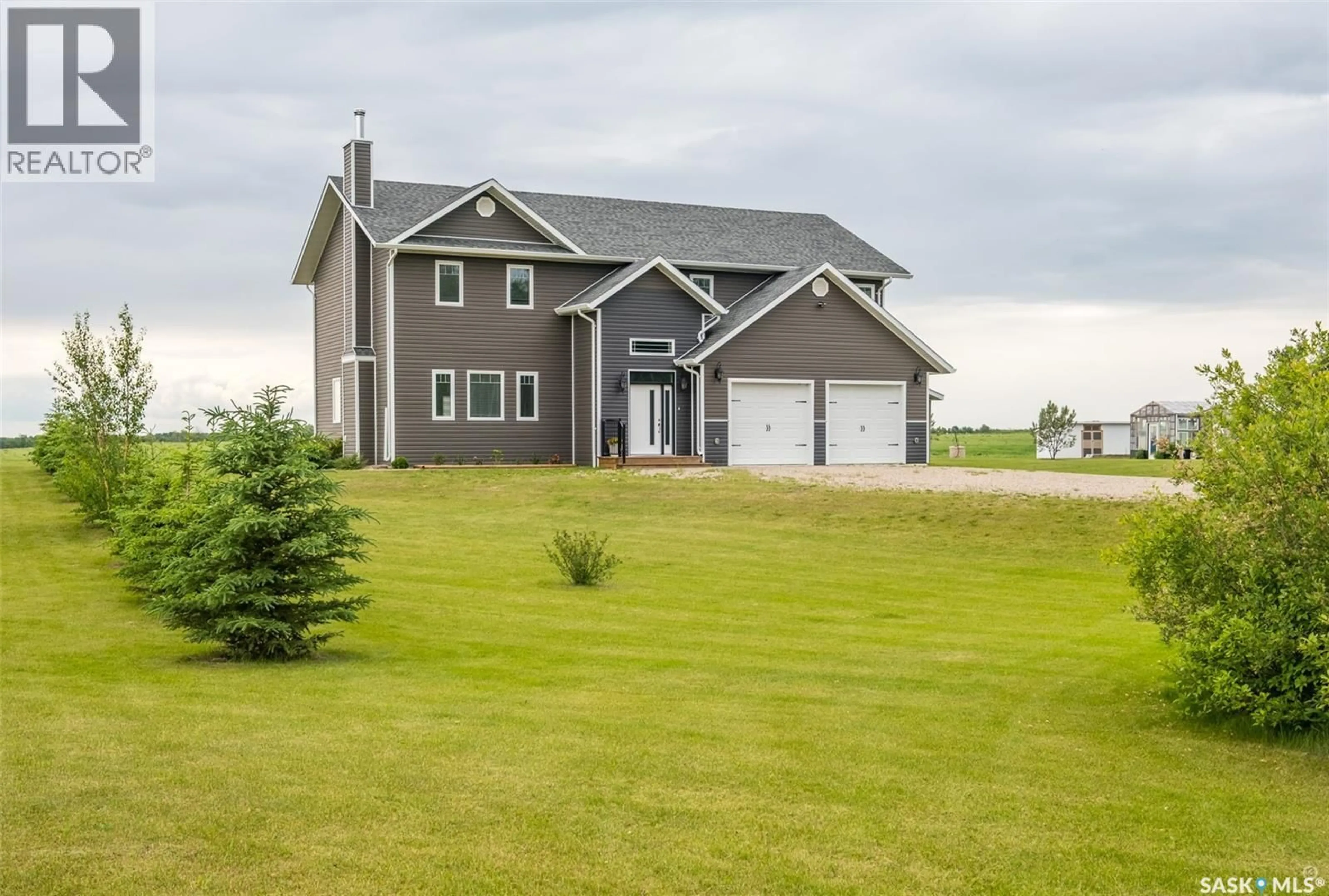 Home with vinyl exterior material, unknown for 2 HIGHWAY SOUTH ACREAGE, Prince Albert Rm No. 461 Saskatchewan S6V5P9