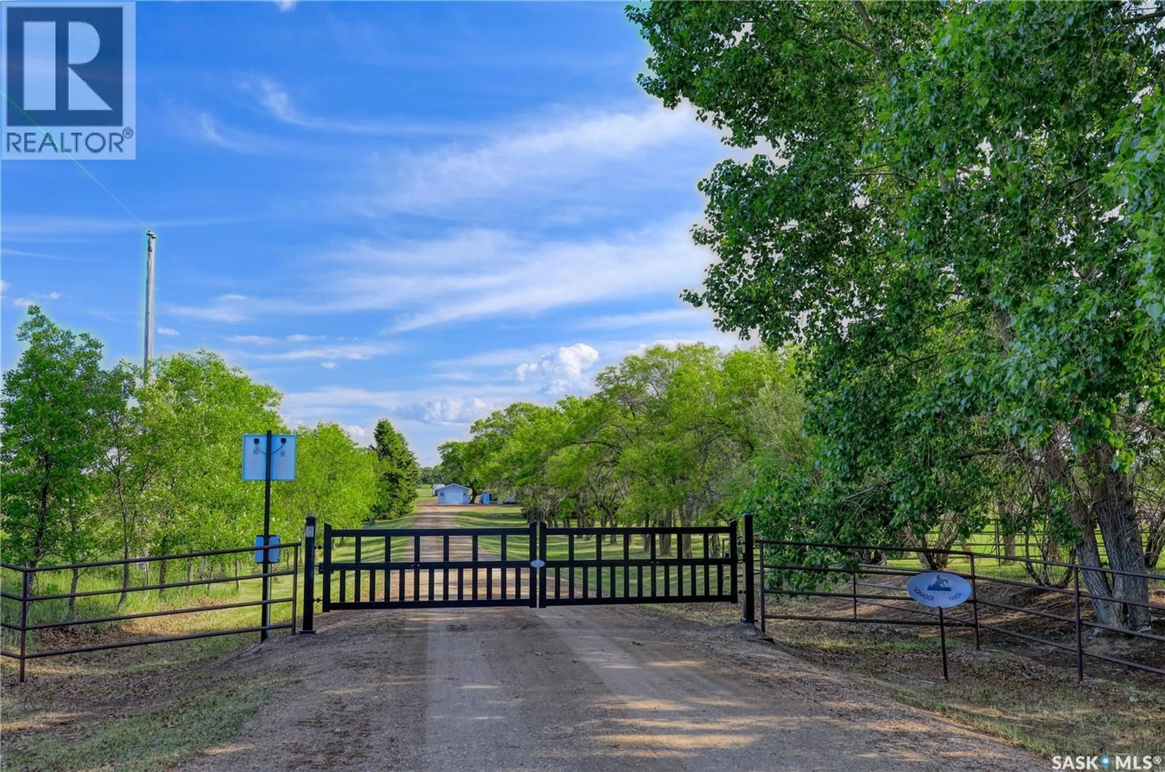 A pic from outside/outdoor area/front of a property/back of a property/a pic from drone, street for 20 VANSCOY RD, Vanscoy Rm No. 345 Saskatchewan S7K3J6