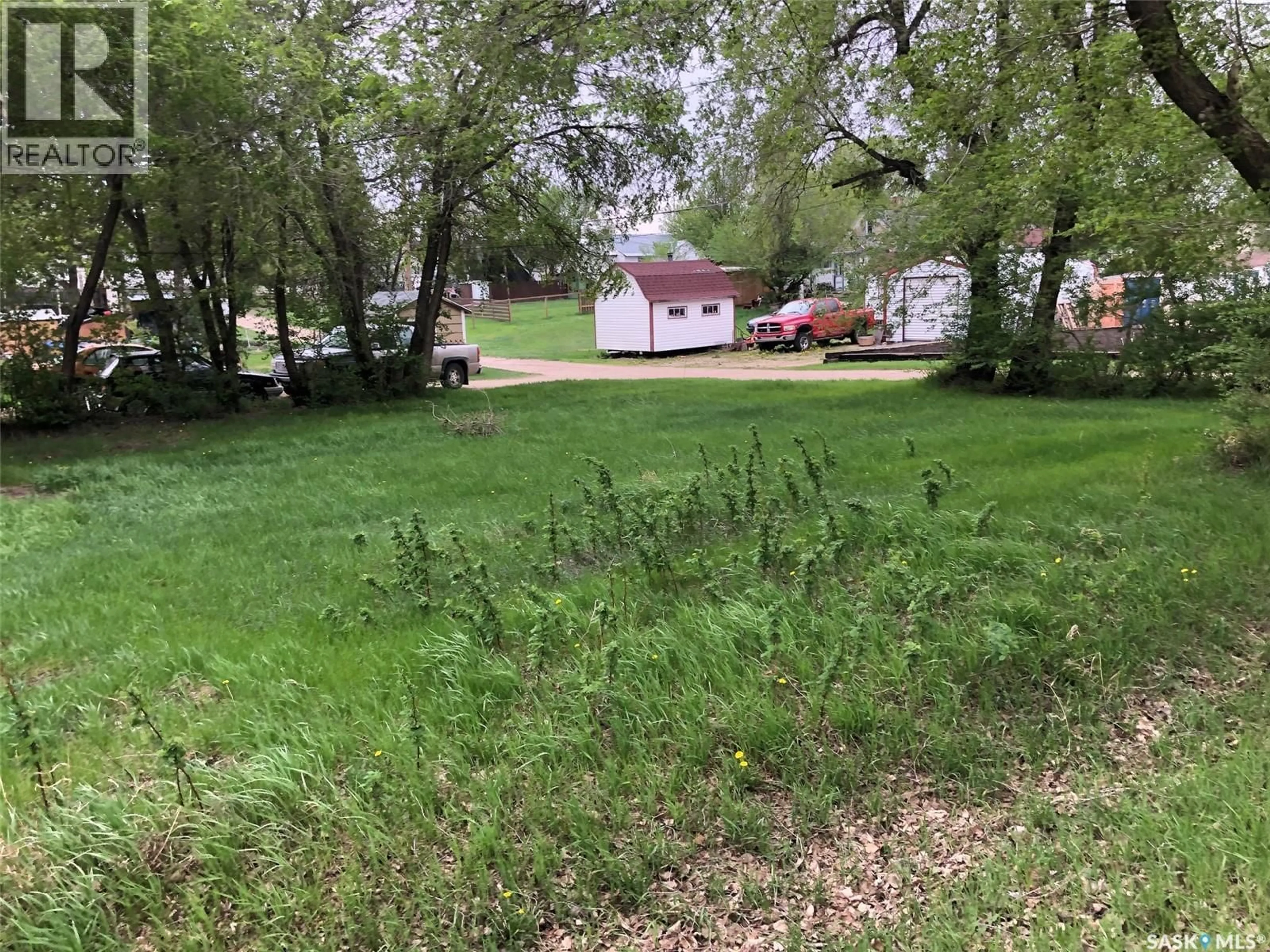 A pic from outside/outdoor area/front of a property/back of a property/a pic from drone, street for 300 DURHAM STREET, Sturgis Saskatchewan S0A4A0