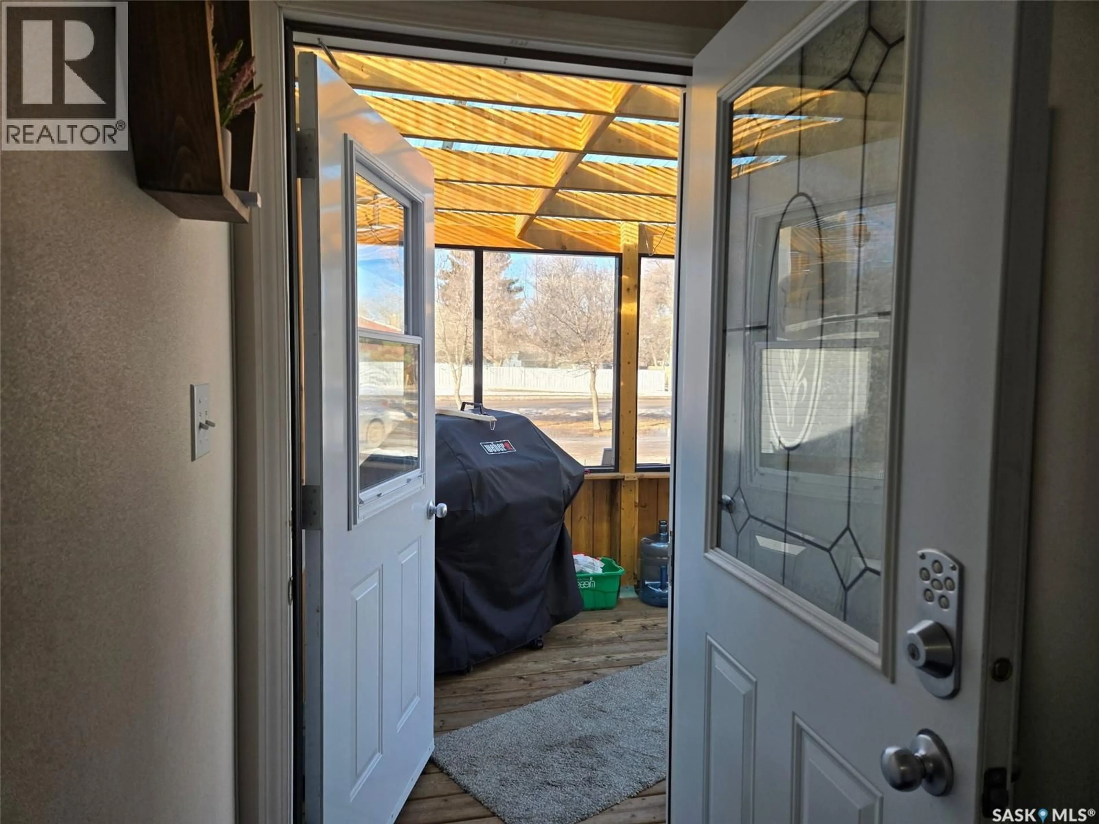 Indoor entryway for 29 SUNRISE ESTATES, Assiniboia Saskatchewan S0H0B0