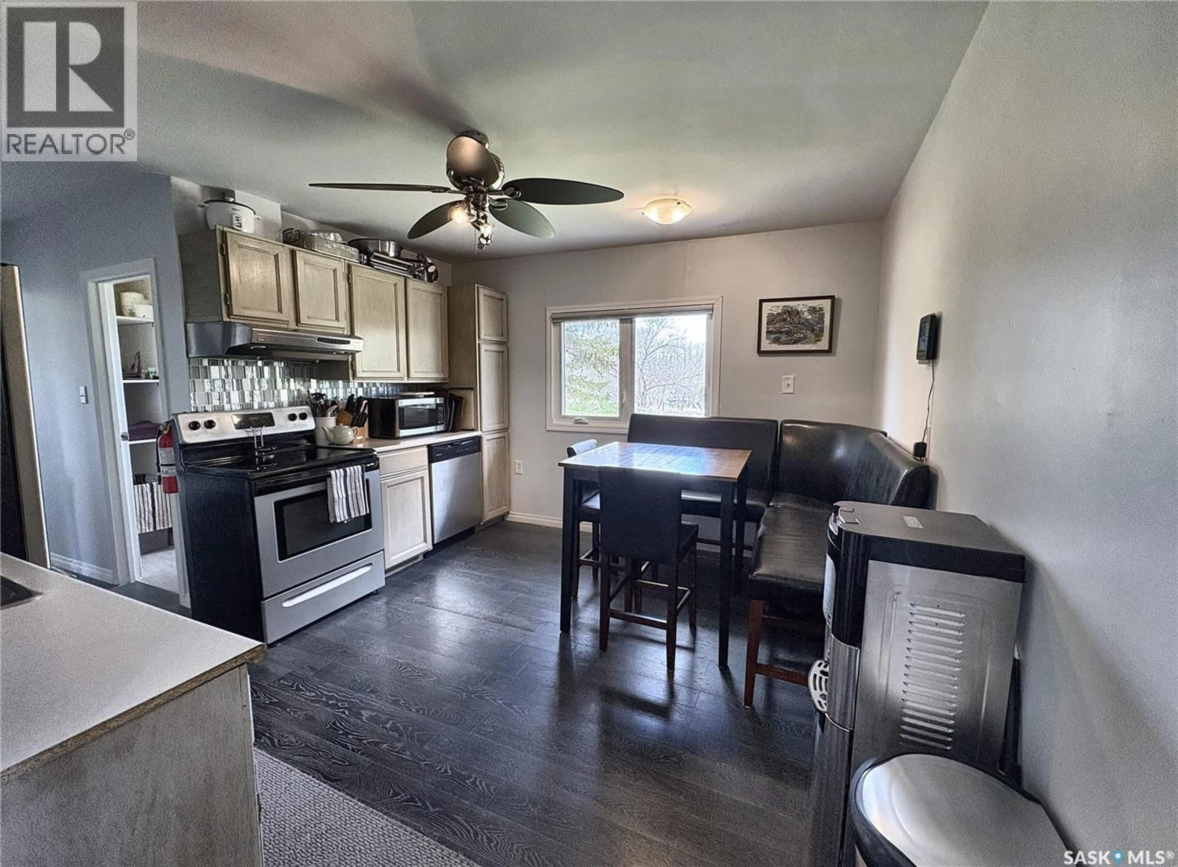 Open concept kitchen, unknown for 229 CALGARY STREET, Ernfold Saskatchewan S0H1K0