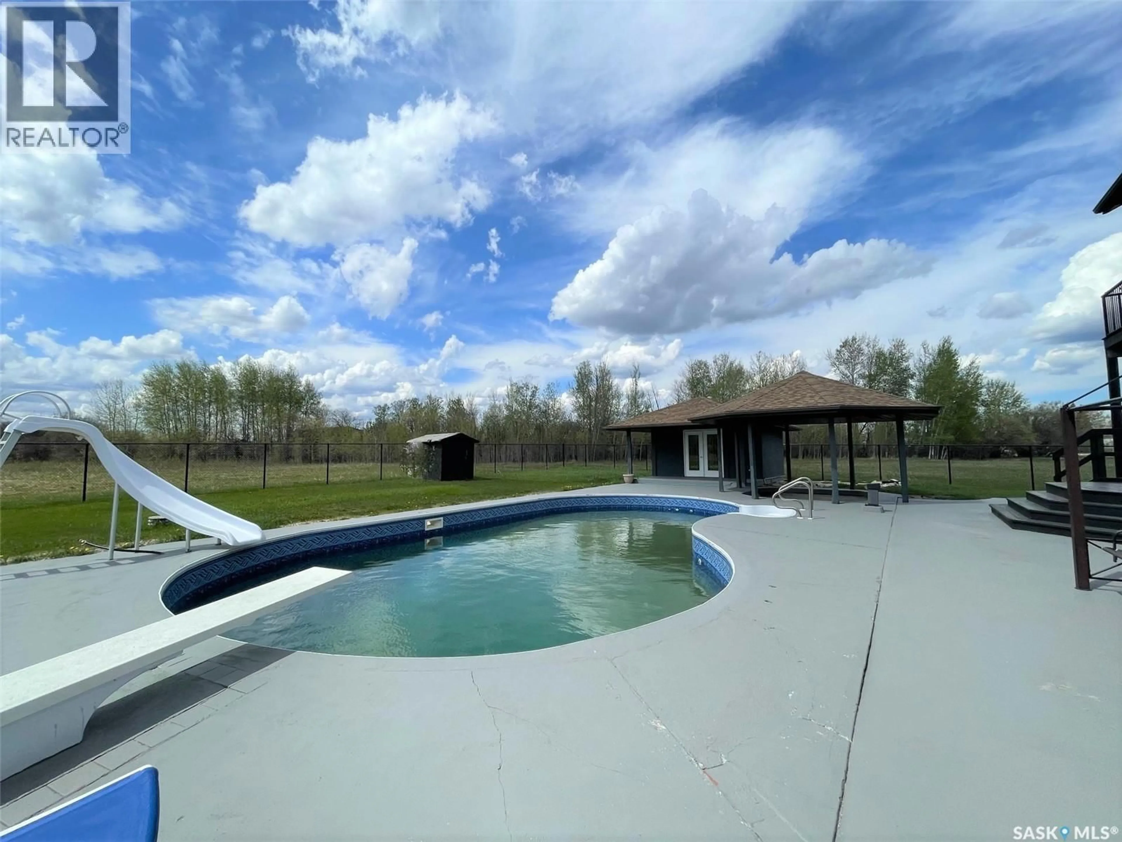 Pool for 701 BAY STREET, Hudson Bay Saskatchewan S0E0Y0
