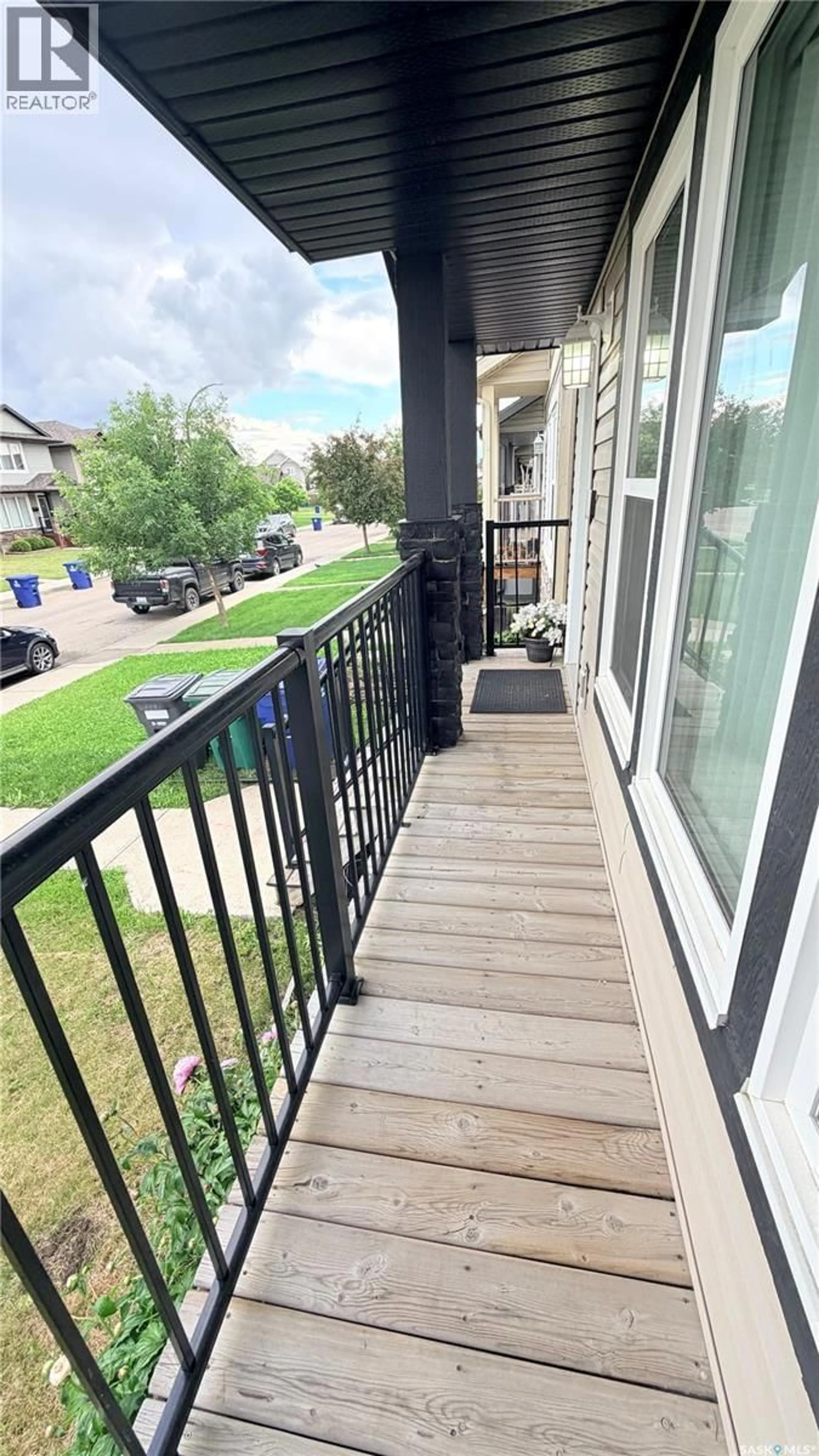 Balcony in the apartment, unknown for 444 COAD MANOR, Saskatoon Saskatchewan S7R0K2