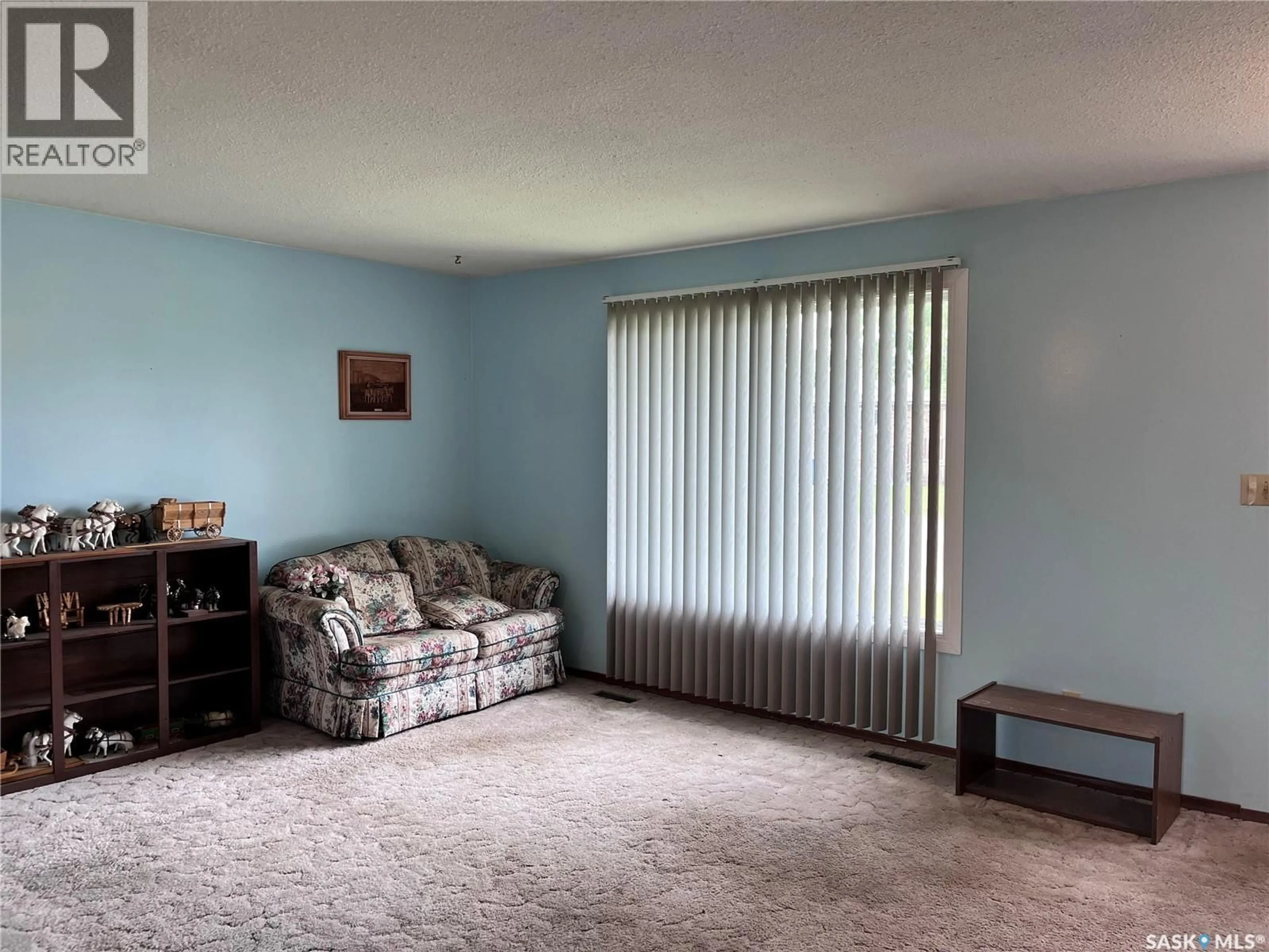 A pic of a room for 215 BURNS AVENUE, Melfort Saskatchewan S0E1A0