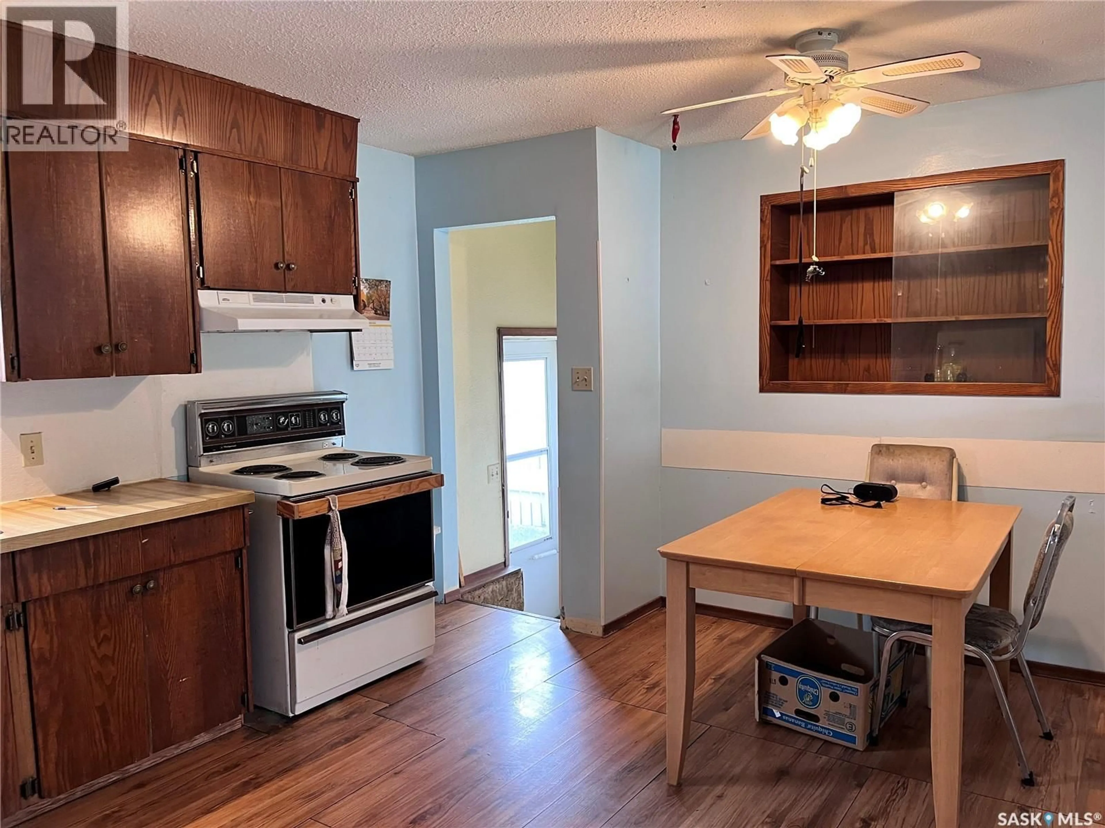 Standard kitchen, wood/laminate floor for 215 BURNS AVENUE, Melfort Saskatchewan S0E1A0