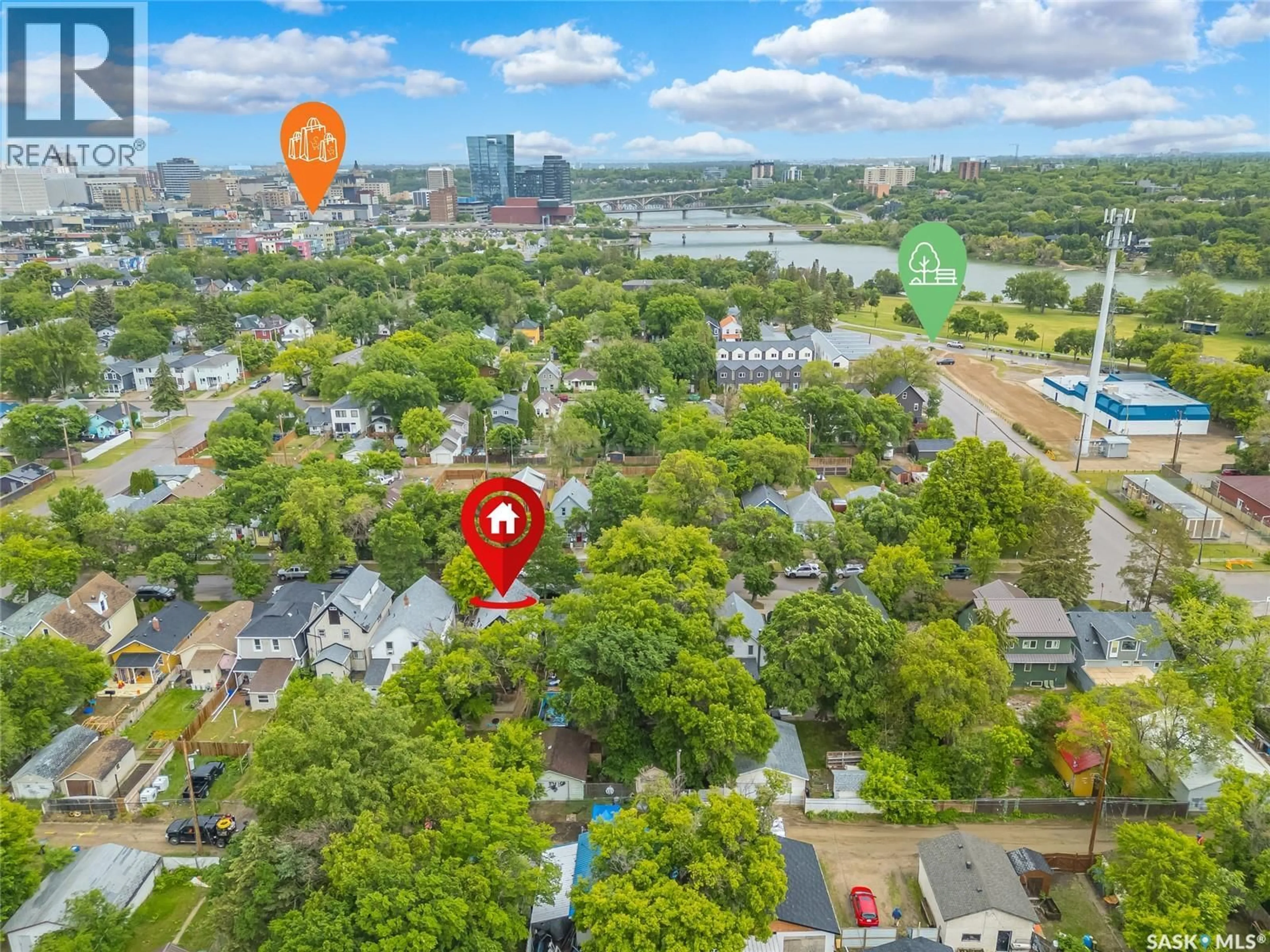 A pic from outside/outdoor area/front of a property/back of a property/a pic from drone, city buildings view from balcony for 519 G AVENUE, Saskatoon Saskatchewan S7M1V7