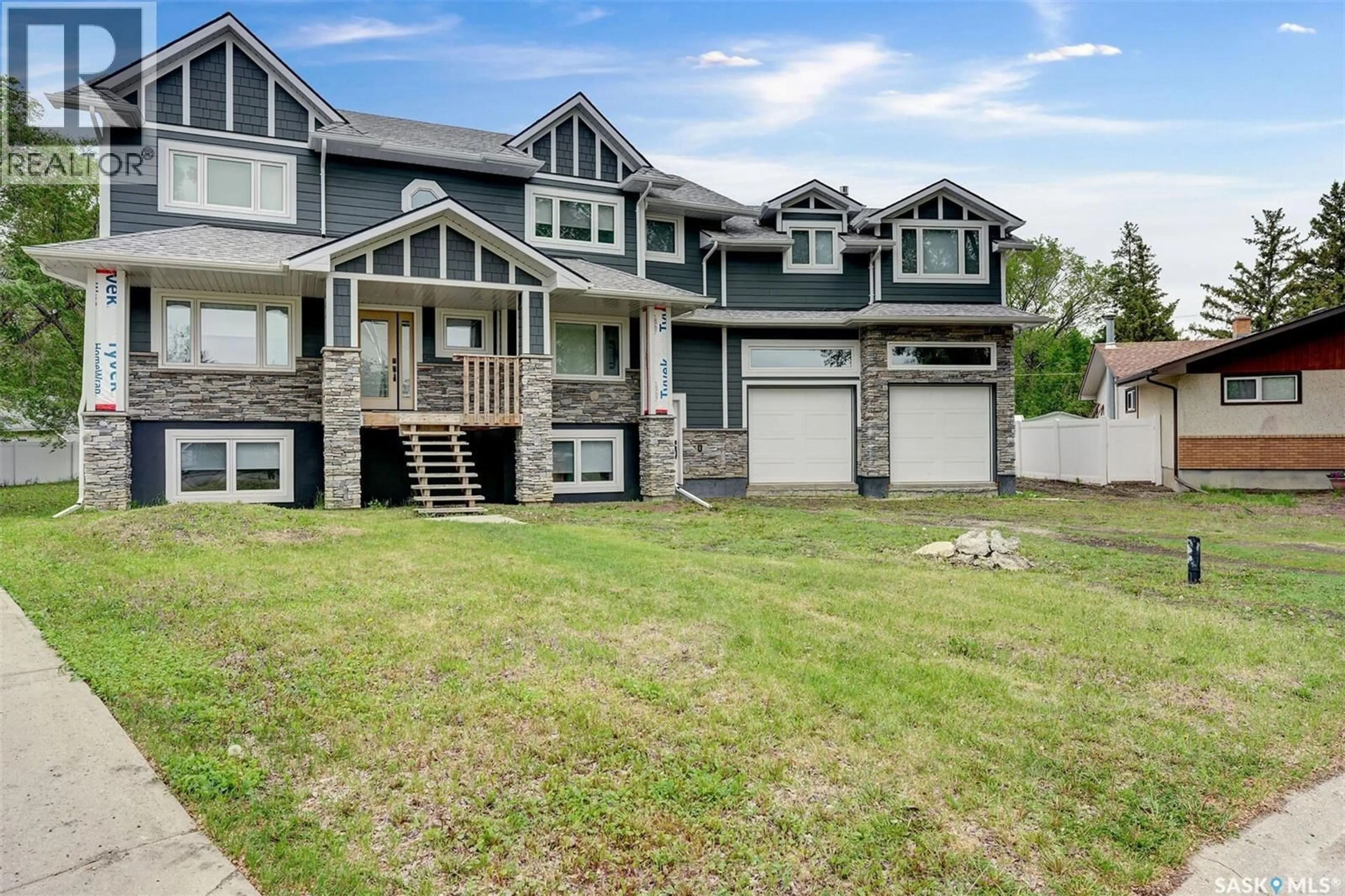 Home with vinyl exterior material, mountain view for 67 COWBURN CRESCENT, Regina Saskatchewan S4S5R8