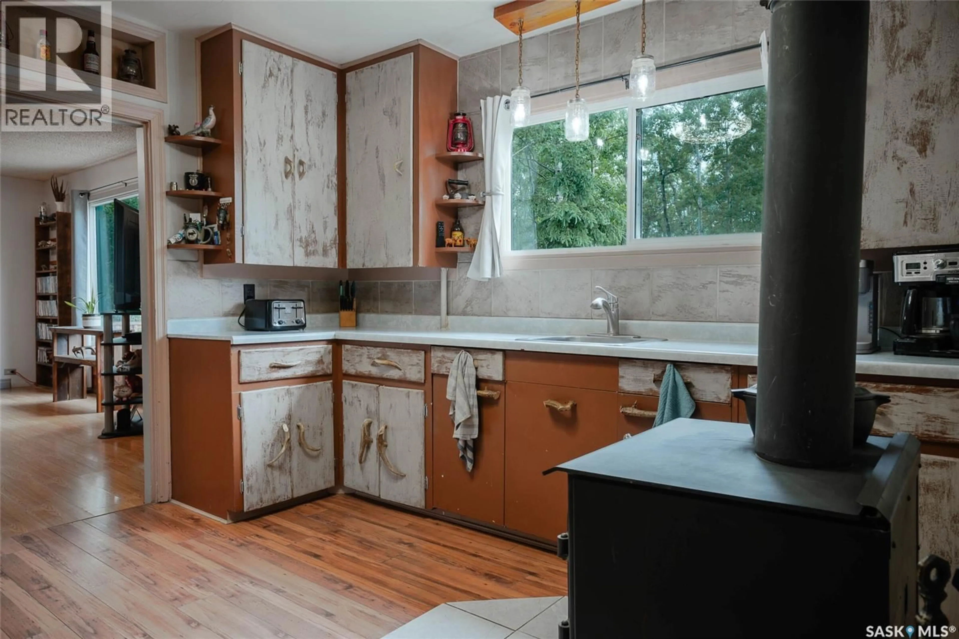 Standard kitchen, unknown for 63001 RANGE ROAD 3261, Beaver River Rm No. 622 Saskatchewan S0M2K0
