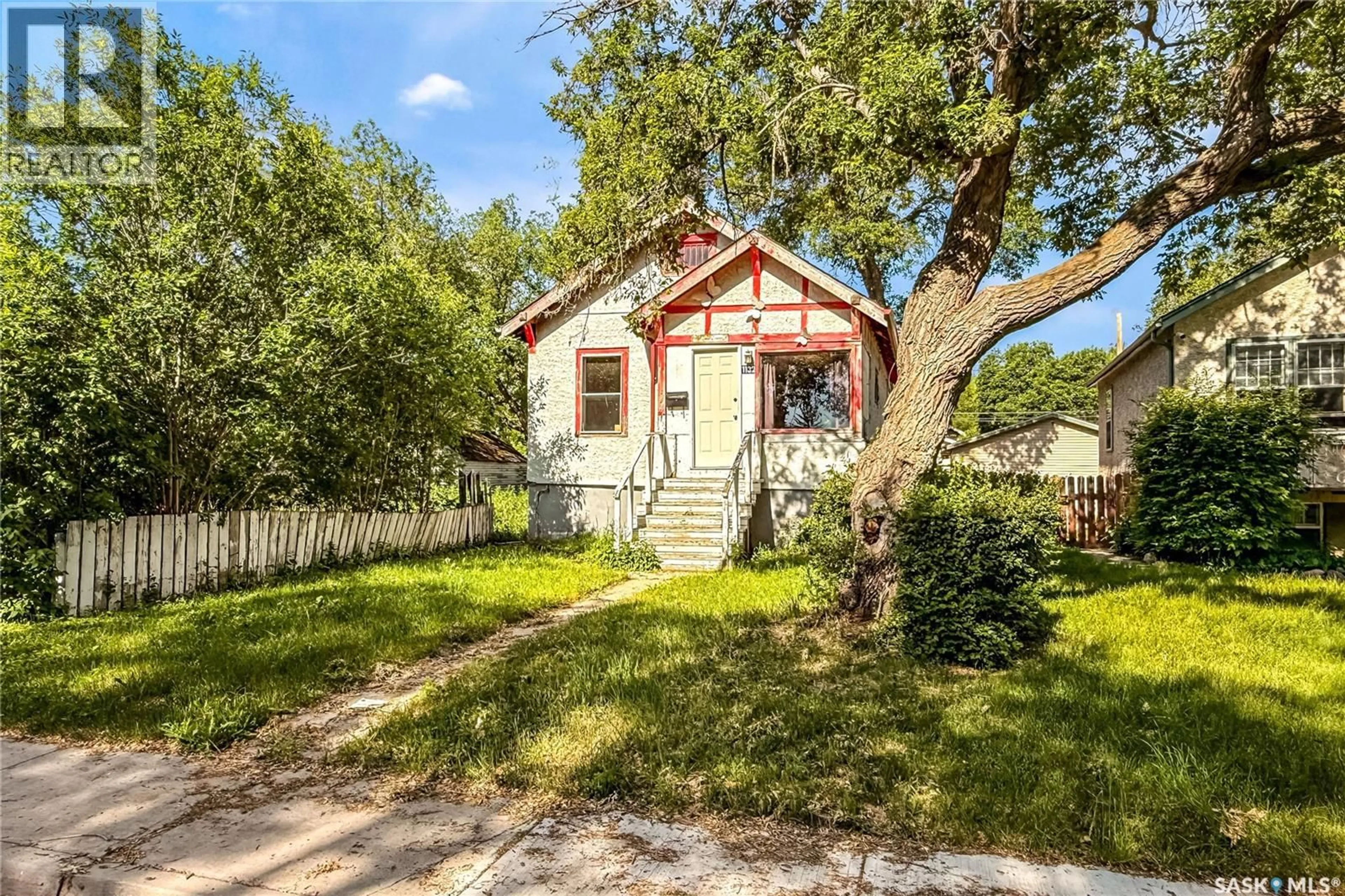 Unknown for 1132 QUEEN STREET, Regina Saskatchewan S4T4B2