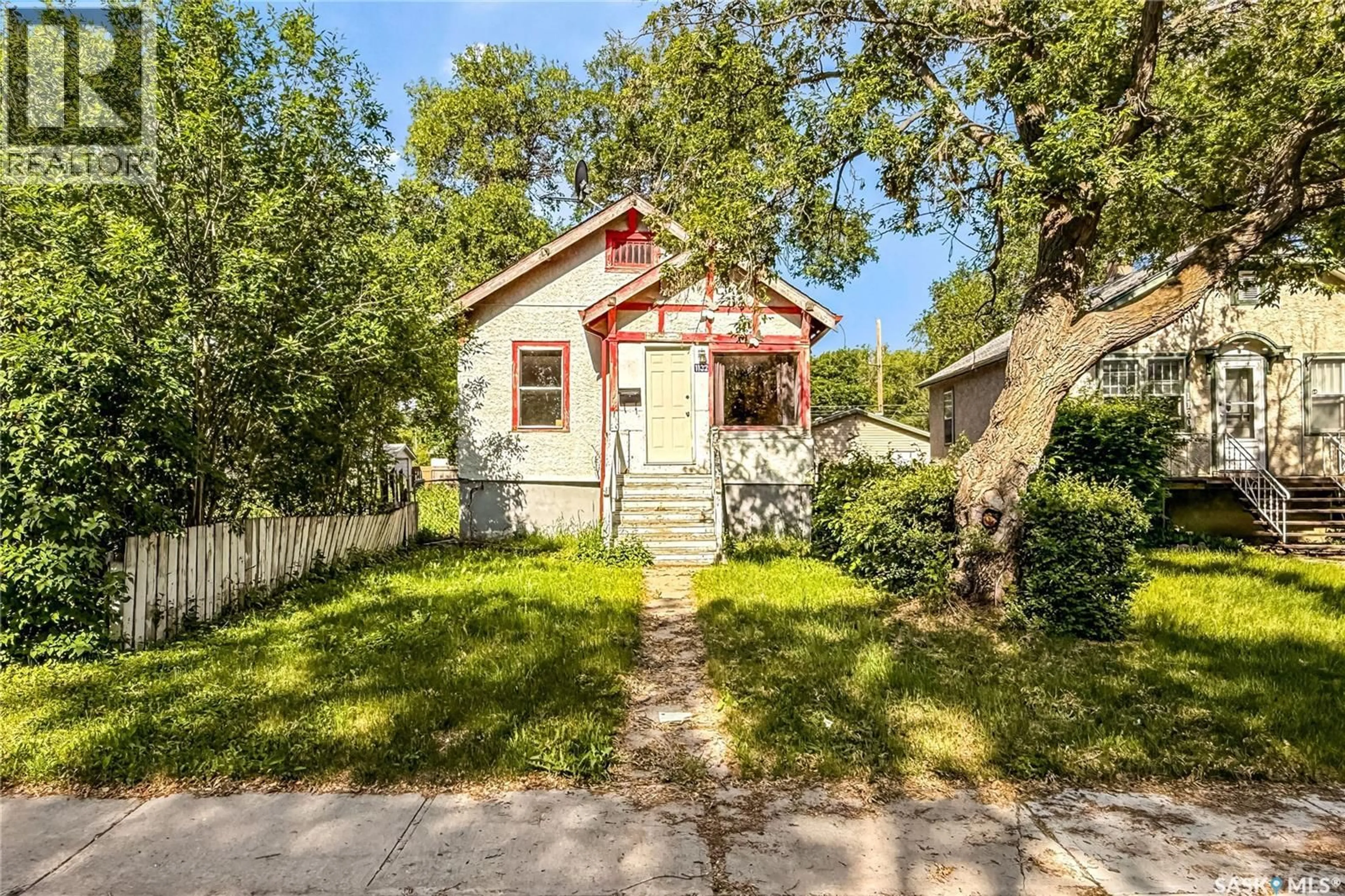 Shed for 1132 QUEEN STREET, Regina Saskatchewan S4T4B2