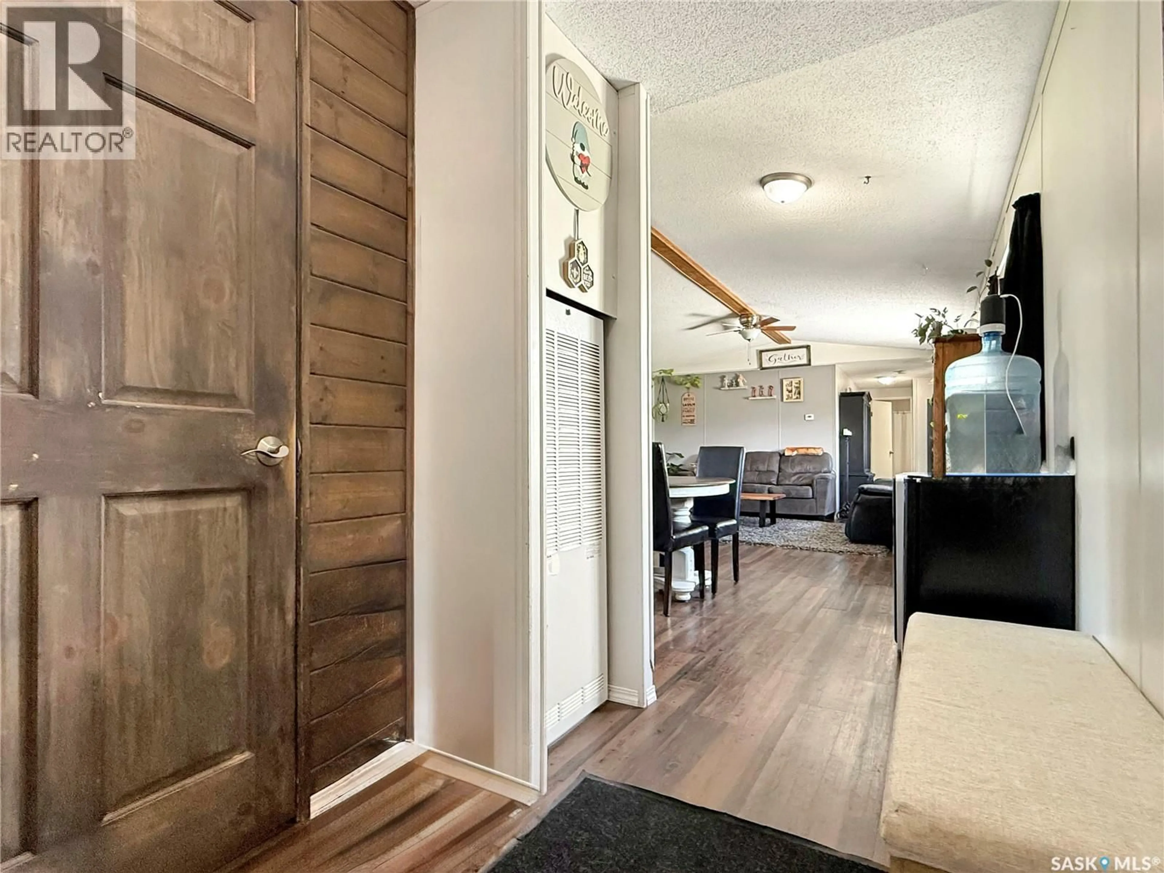 Indoor entryway for 424 JEROME STREET, Webb Saskatchewan S0N2X0