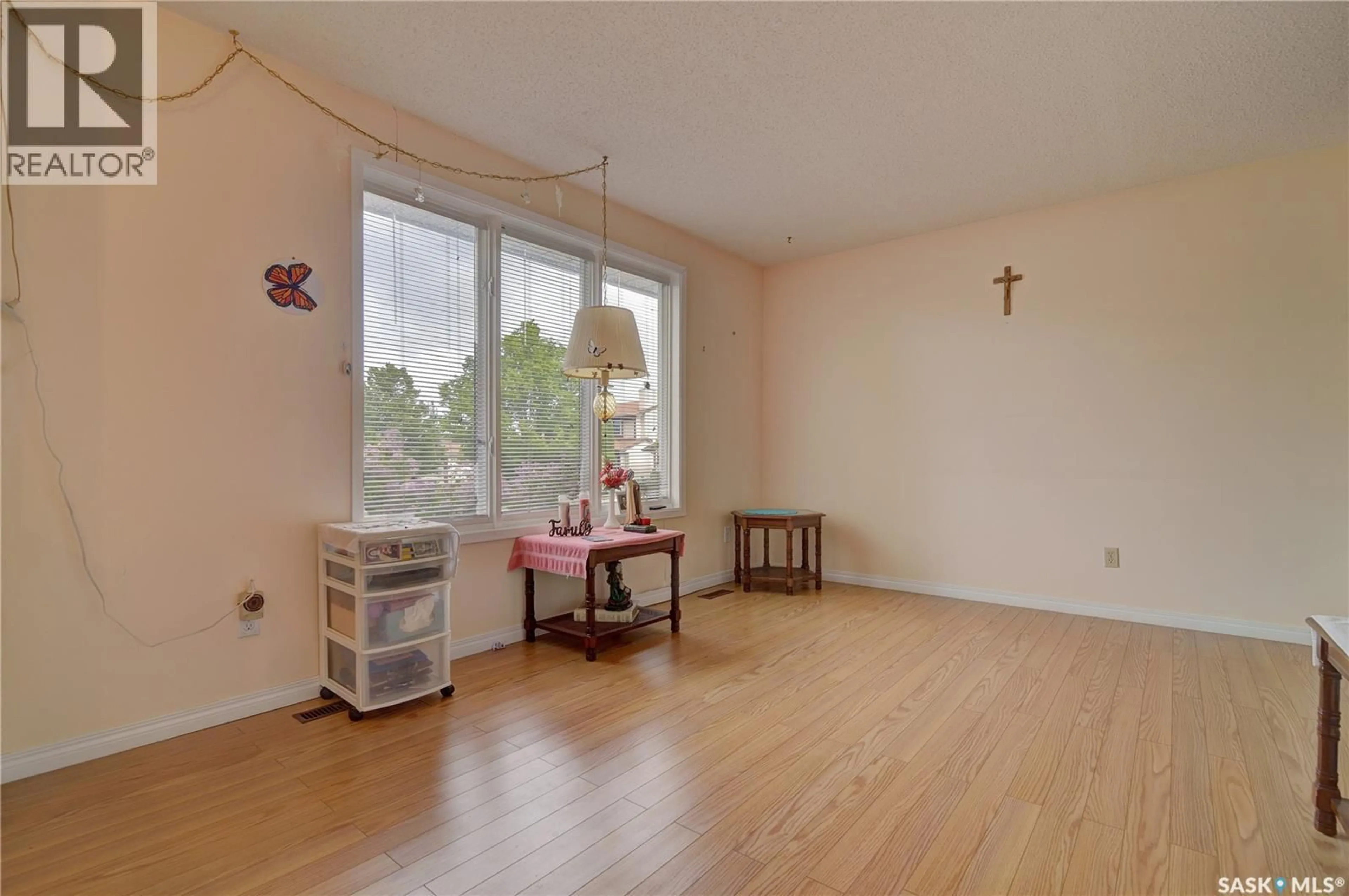 A pic of a room for 3003 DOAN DRIVE, Regina Saskatchewan S4V1H6