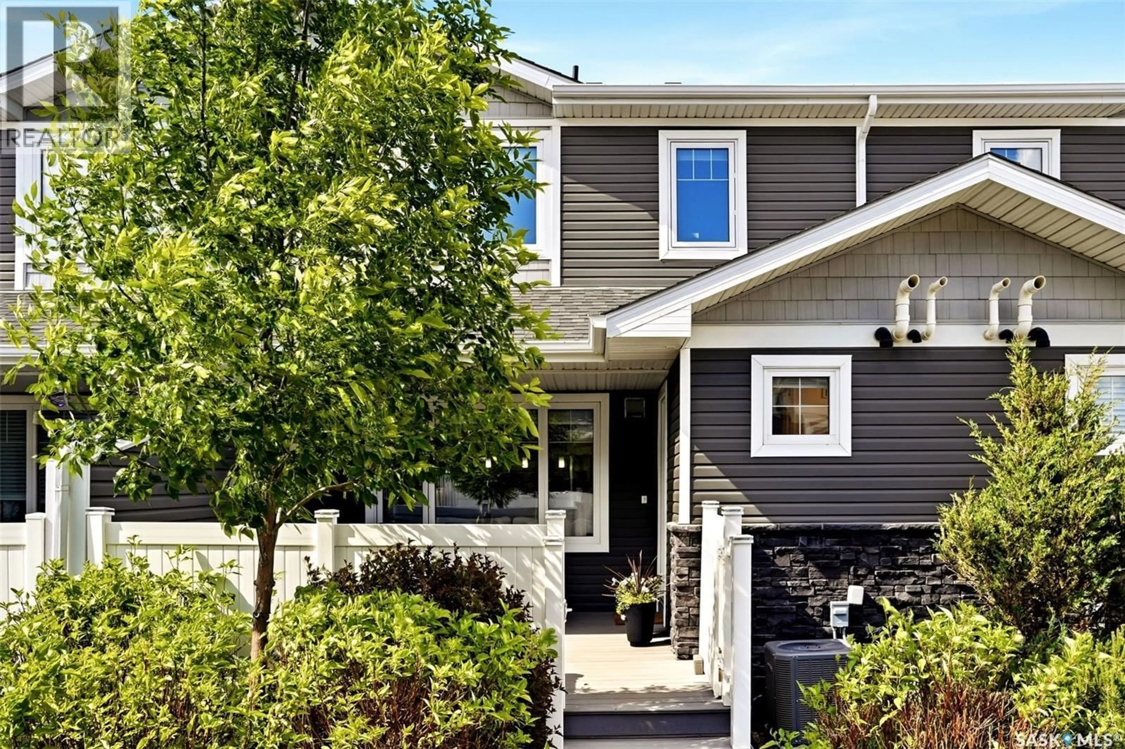 Home with vinyl exterior material, street for 3459 ELGAARD DRIVE, Regina Saskatchewan S4X0N4