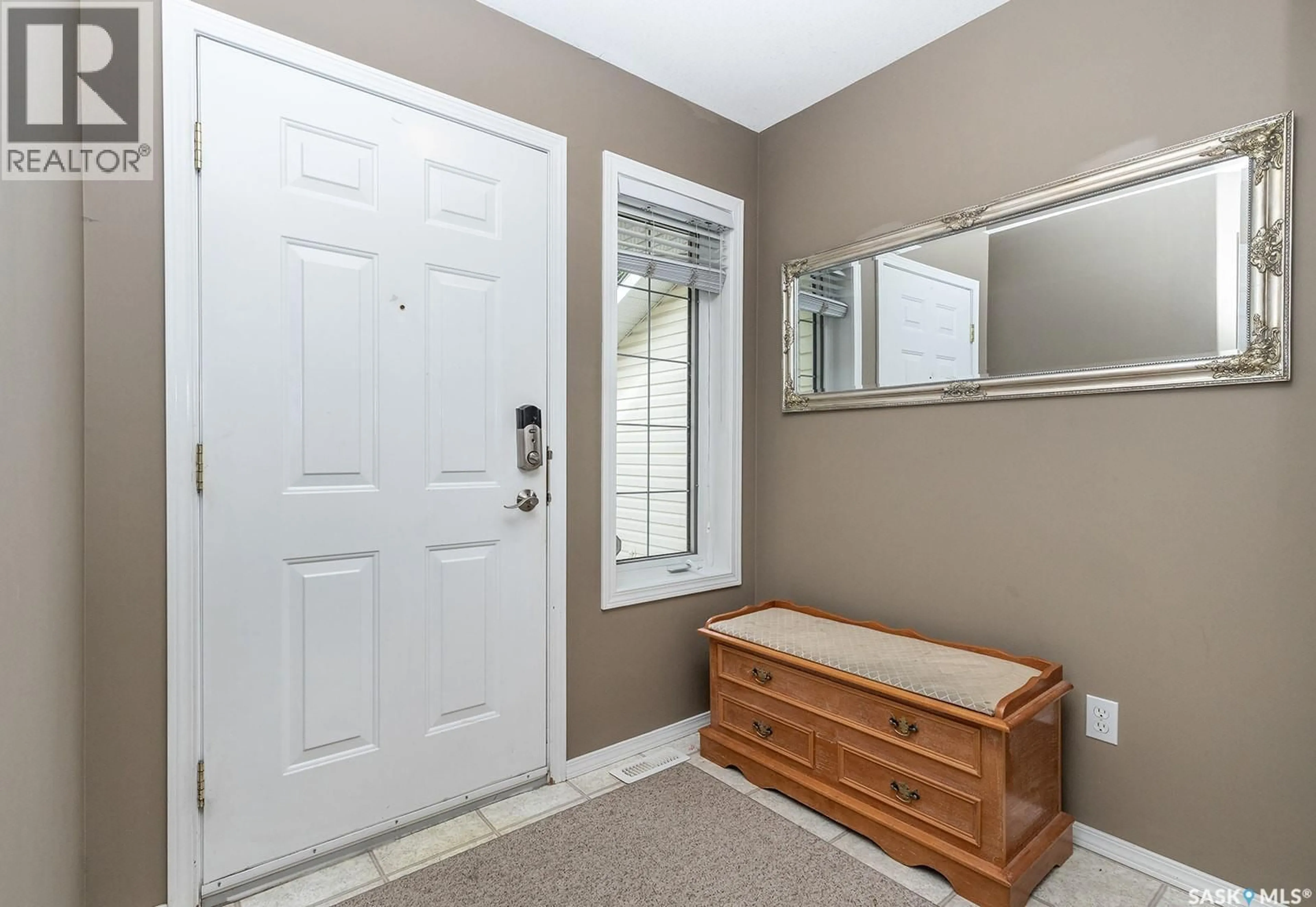 Indoor entryway for 111 - 5 FAIRBROTHER CRESCENT, Saskatoon Saskatchewan S7S1L3