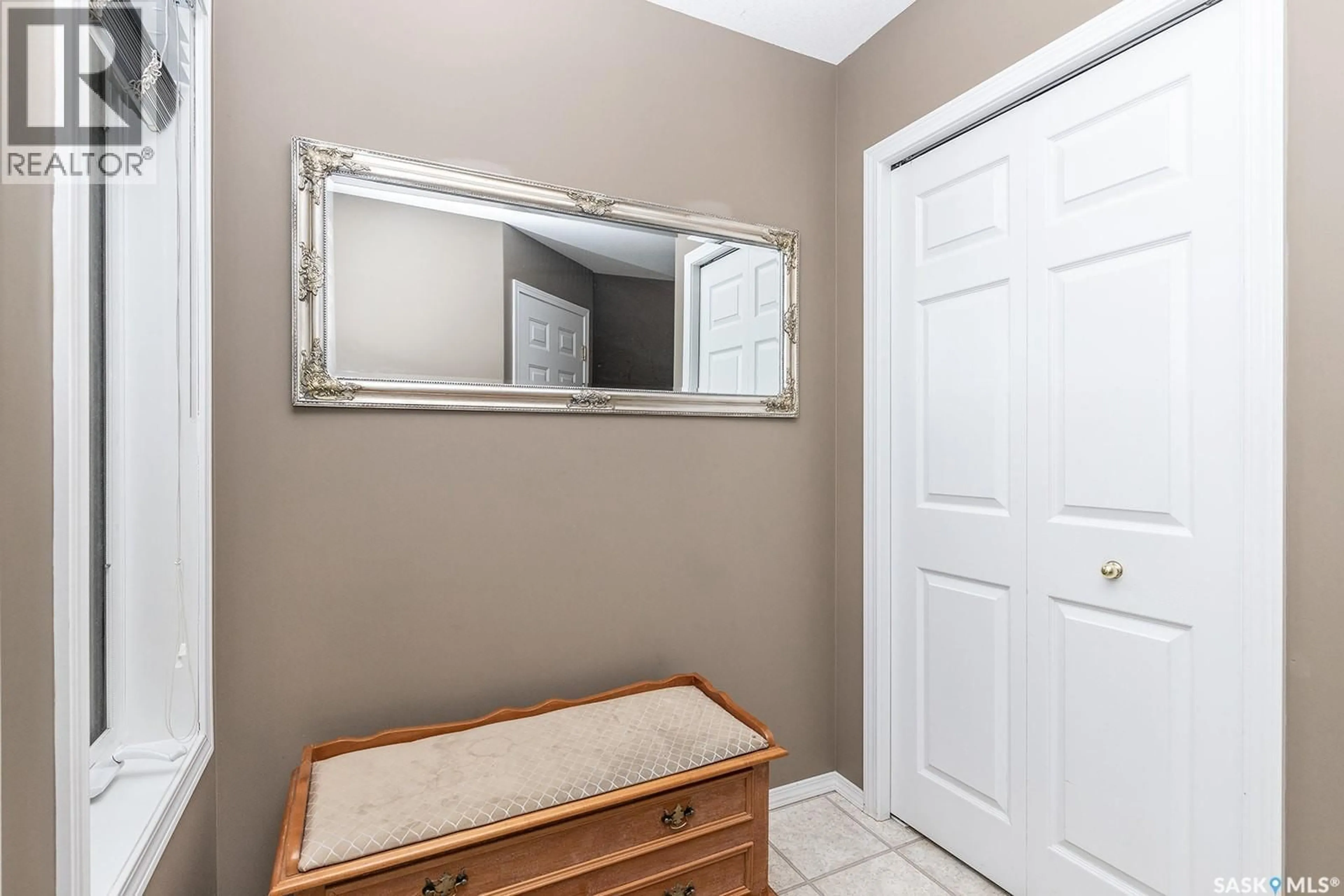Indoor entryway for 111 - 5 FAIRBROTHER CRESCENT, Saskatoon Saskatchewan S7S1L3