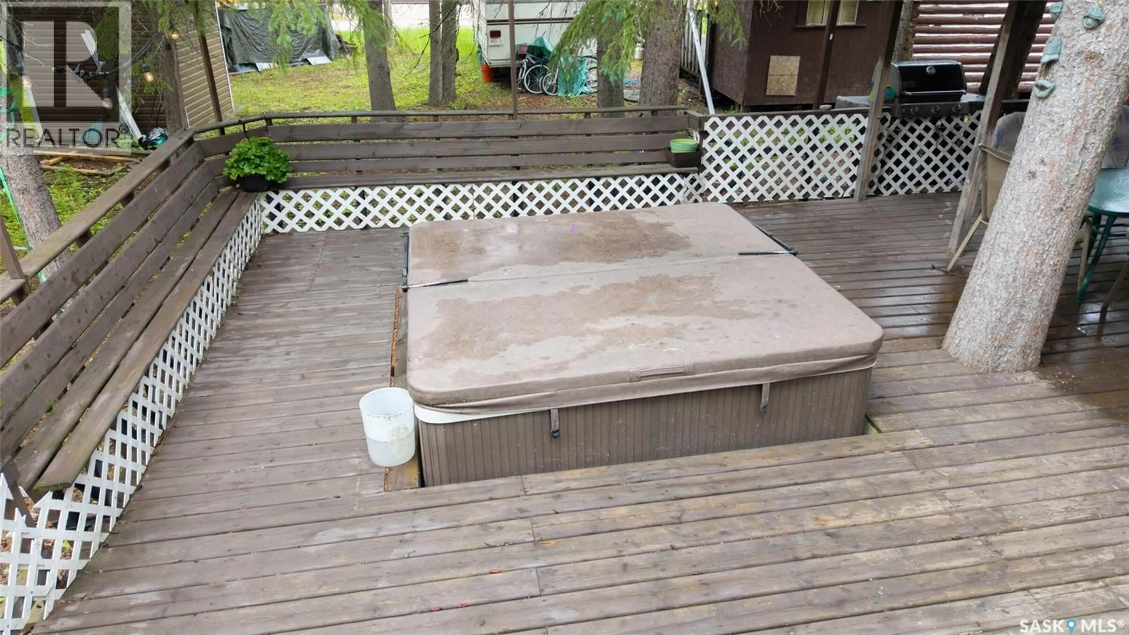 Patio, street for 18 GREIG STREET, Meadow Lake Provincial Park Saskatchewan S0M1A0