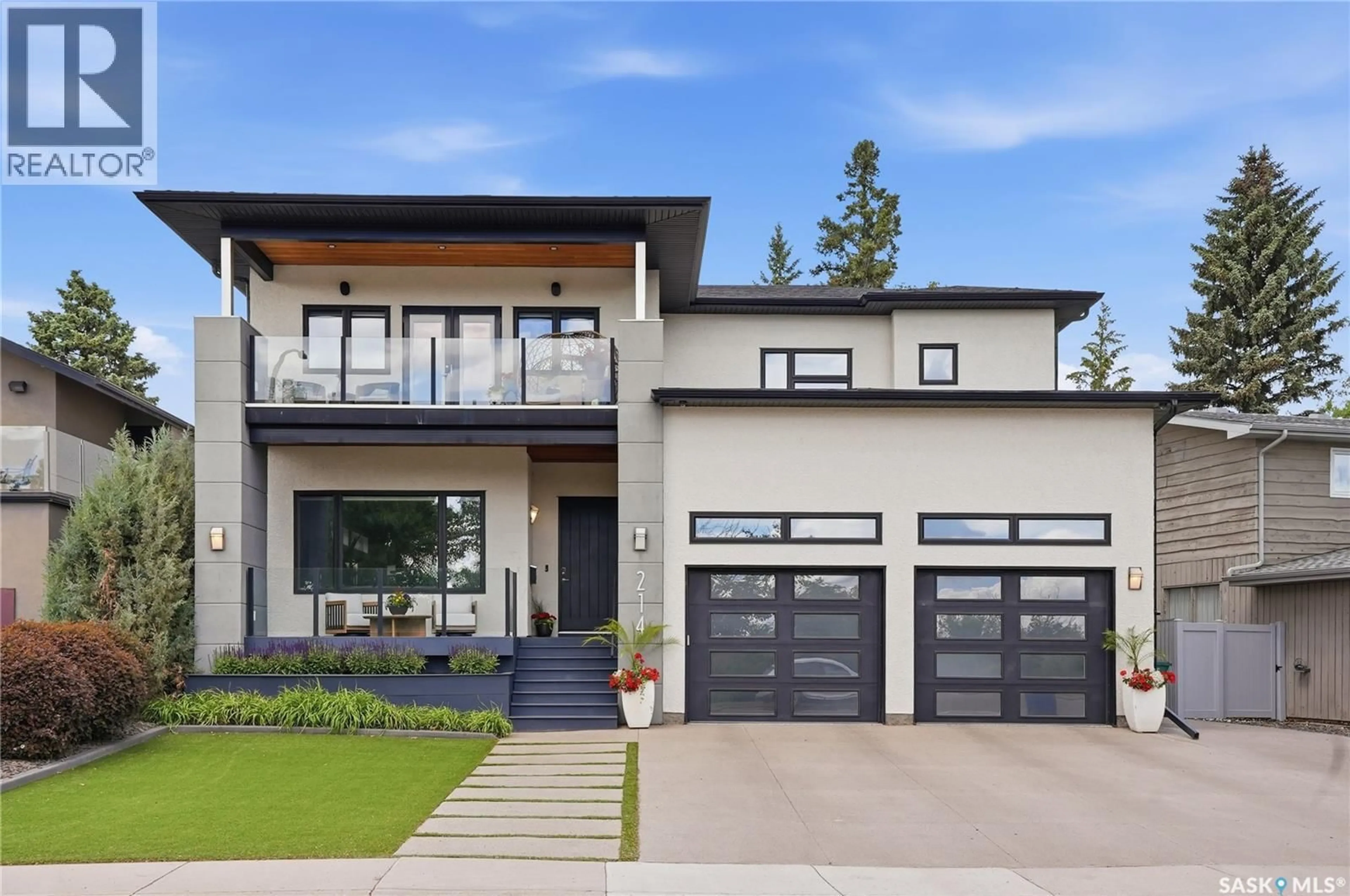 Home with vinyl exterior material, street for 214 SKEENA CRESCENT, Saskatoon Saskatchewan S7K4G8