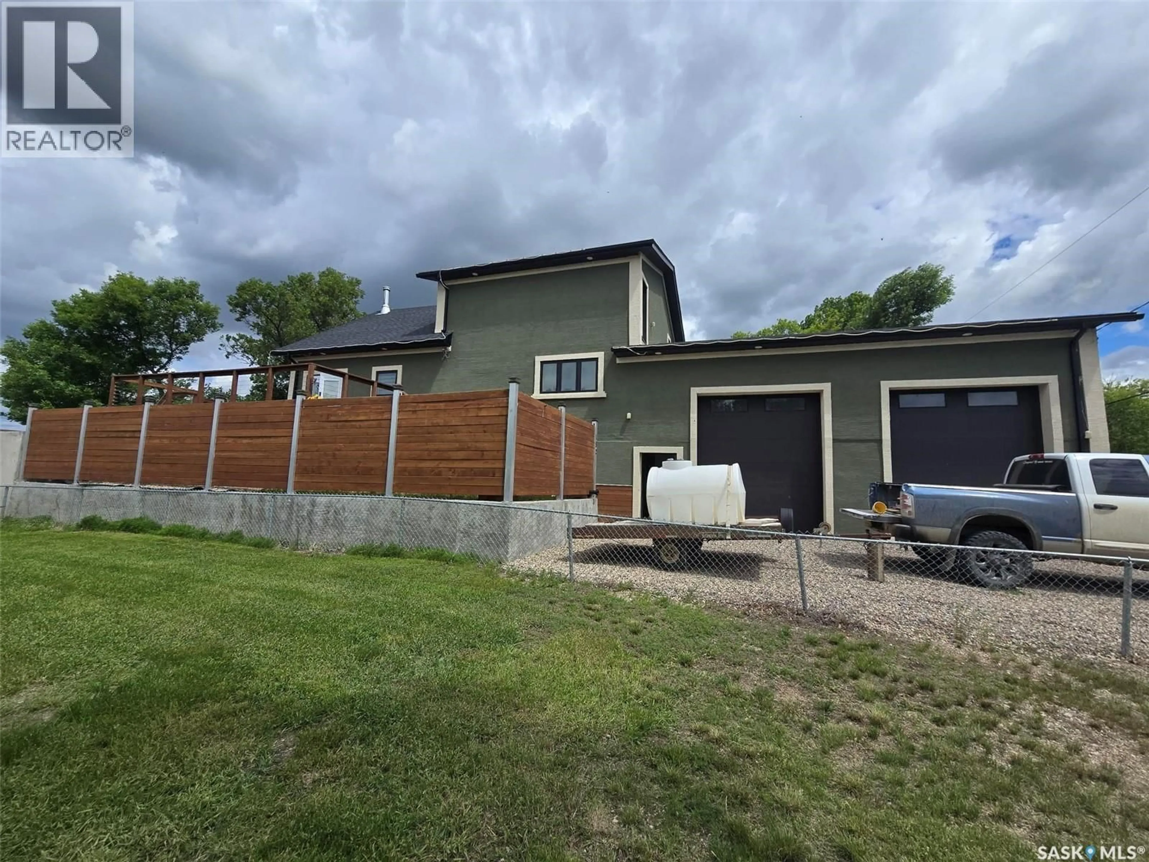 A pic from outside/outdoor area/front of a property/back of a property/a pic from drone, building for 152 CRIDDLE AVENUE, Crooked Lake Saskatchewan S0G2B0
