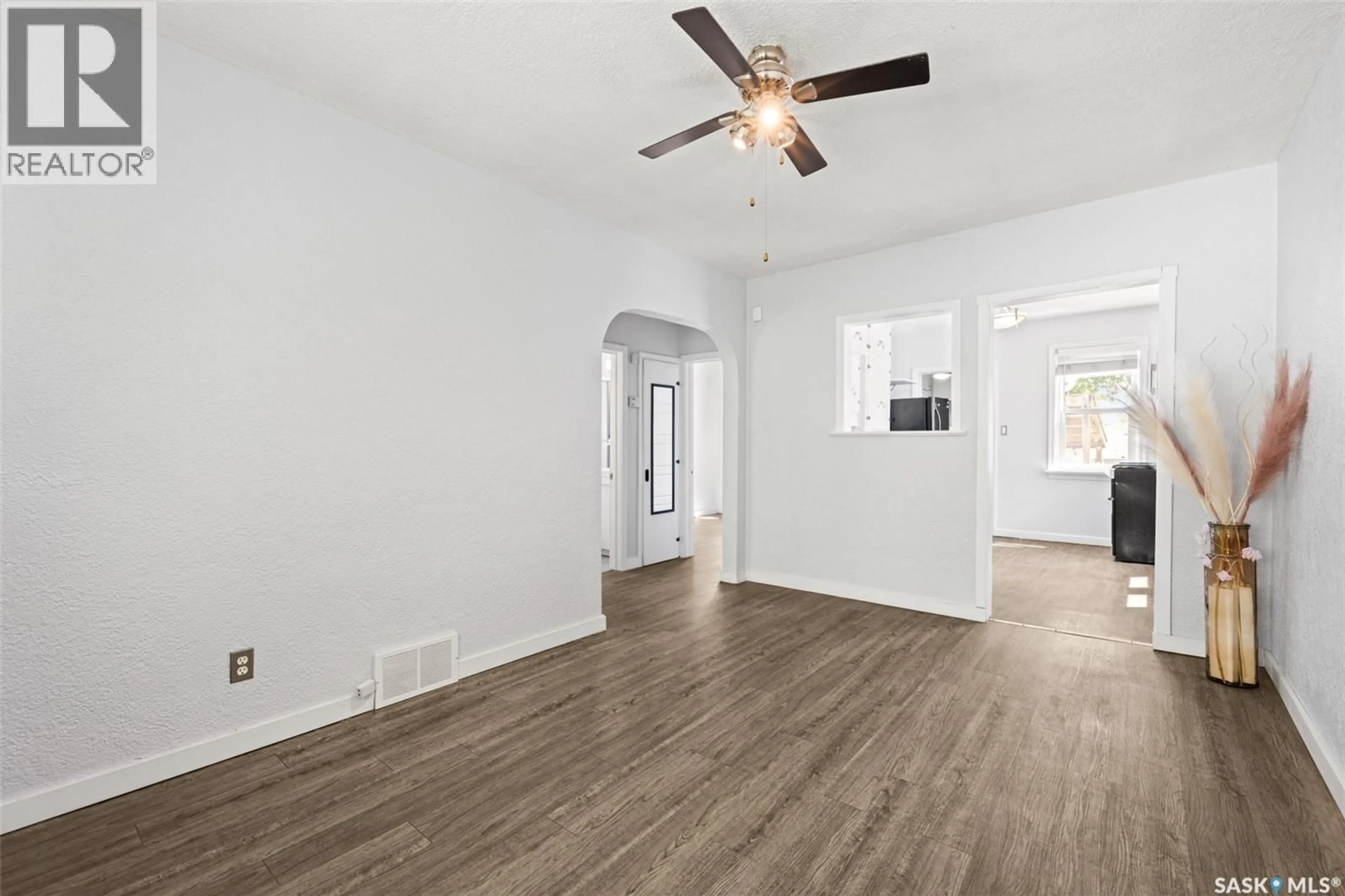 A pic of a room for 2167 LINDSAY STREET, Regina Saskatchewan S4N3C1