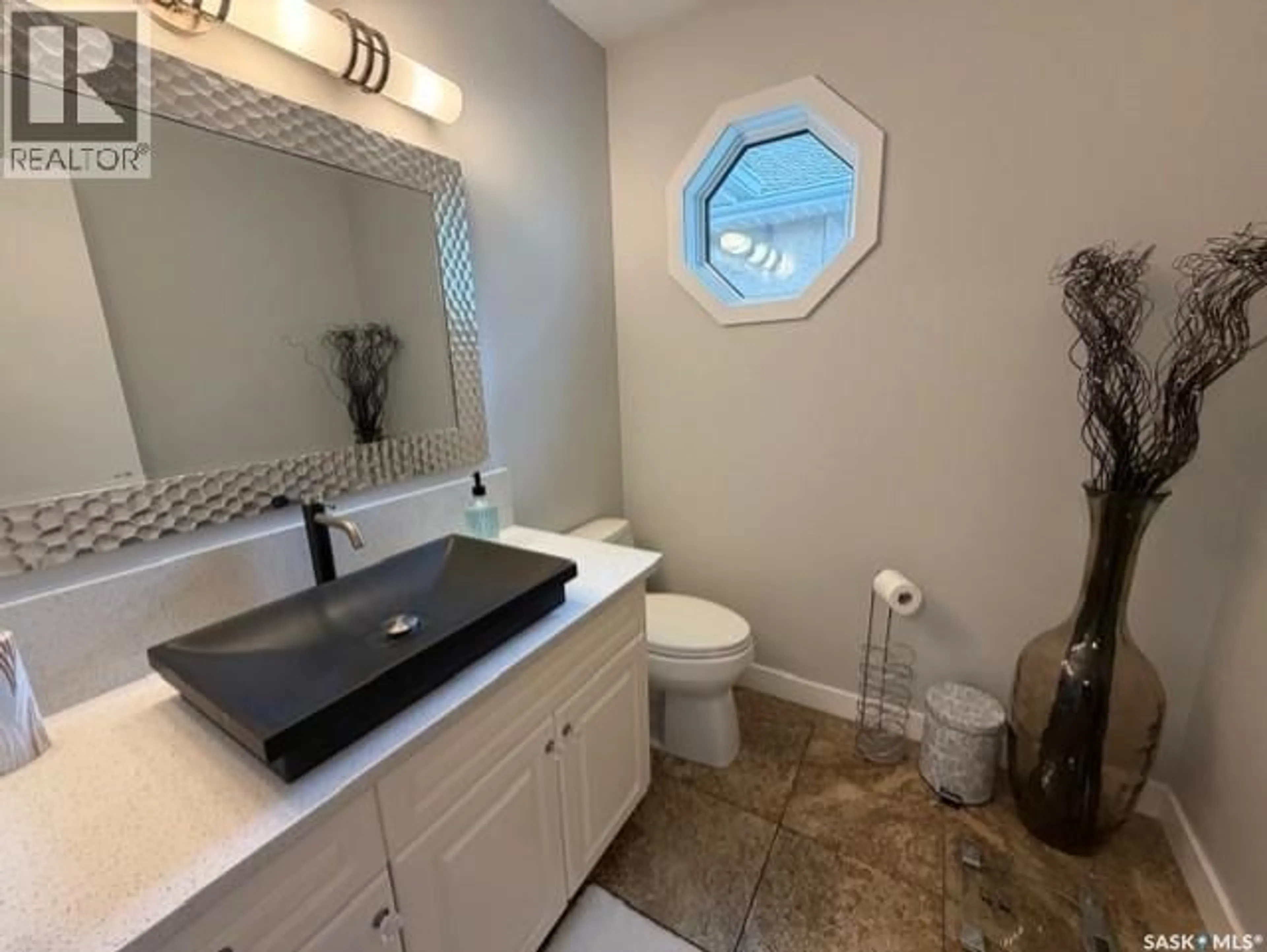 Unknown for 5172 WASCANA VISTA PLACE, Regina Saskatchewan S4V2S3
