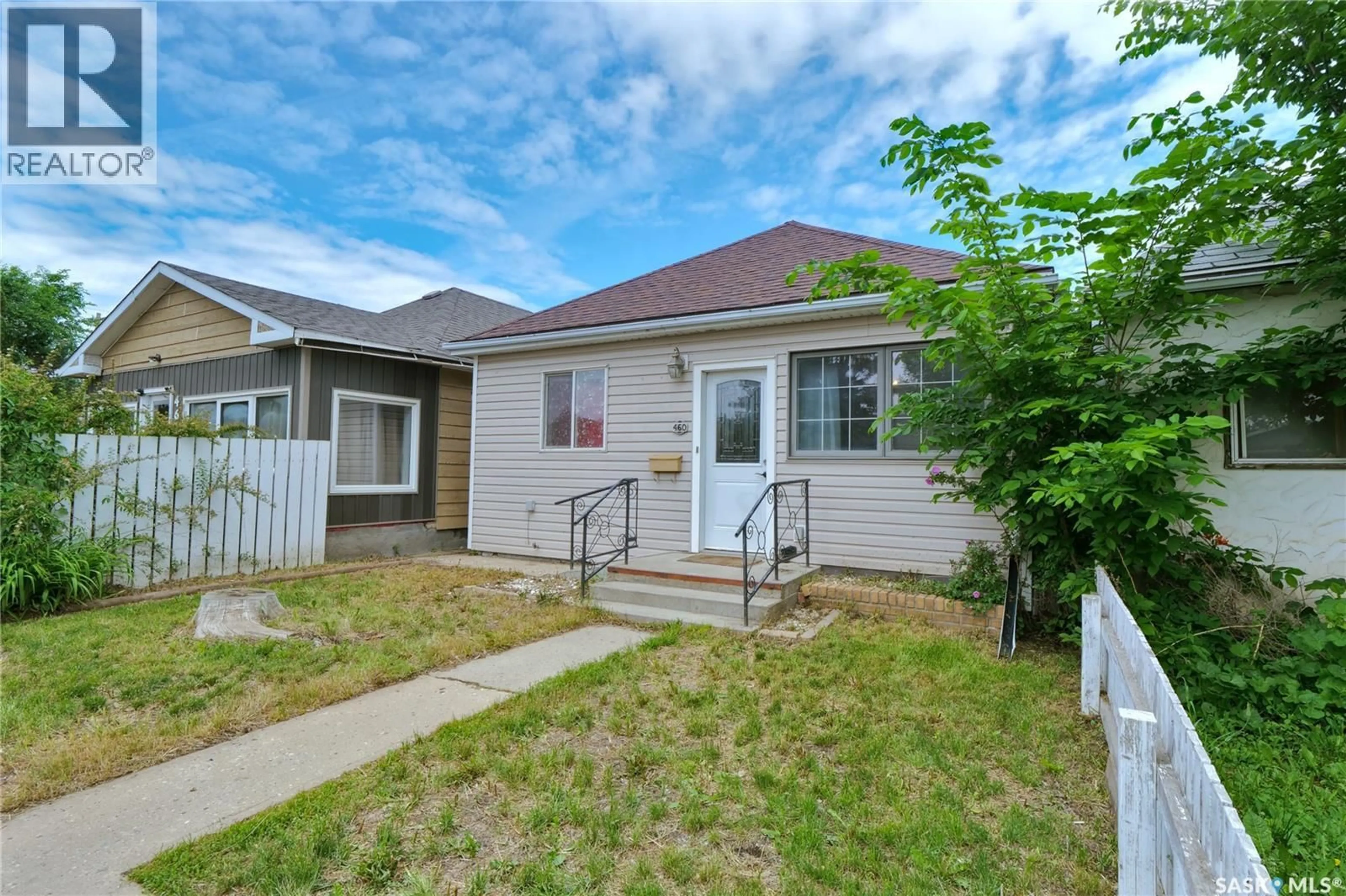 Unknown for 460 IROQUOIS STREET, Moose Jaw Saskatchewan S6H5B3