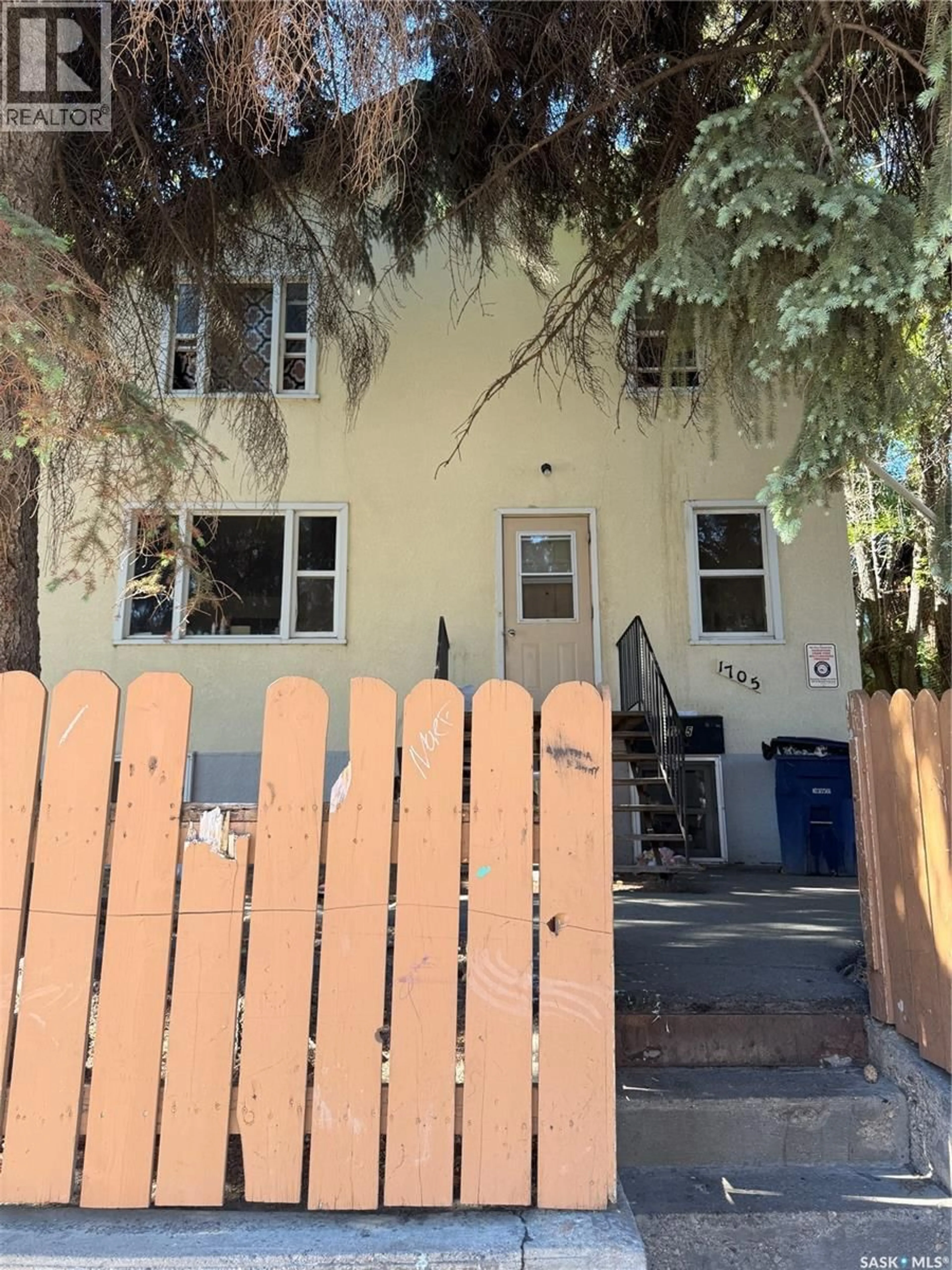 Unknown for 1705 20TH STREET, Saskatoon Saskatchewan S7M0Z8