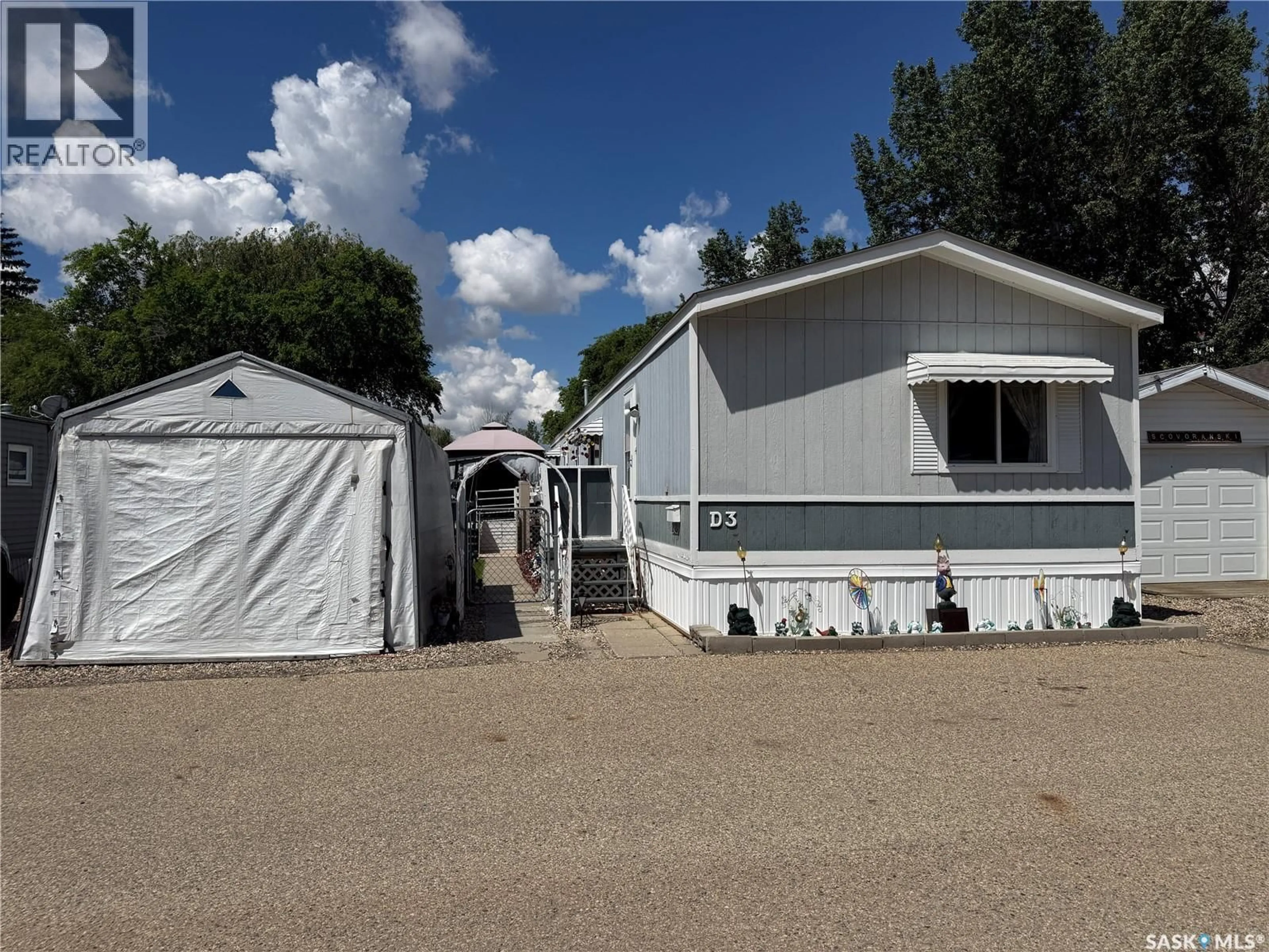Home with vinyl exterior material, street for D3 - 1455 9TH AVENUE, Moose Jaw Saskatchewan S6J1C6