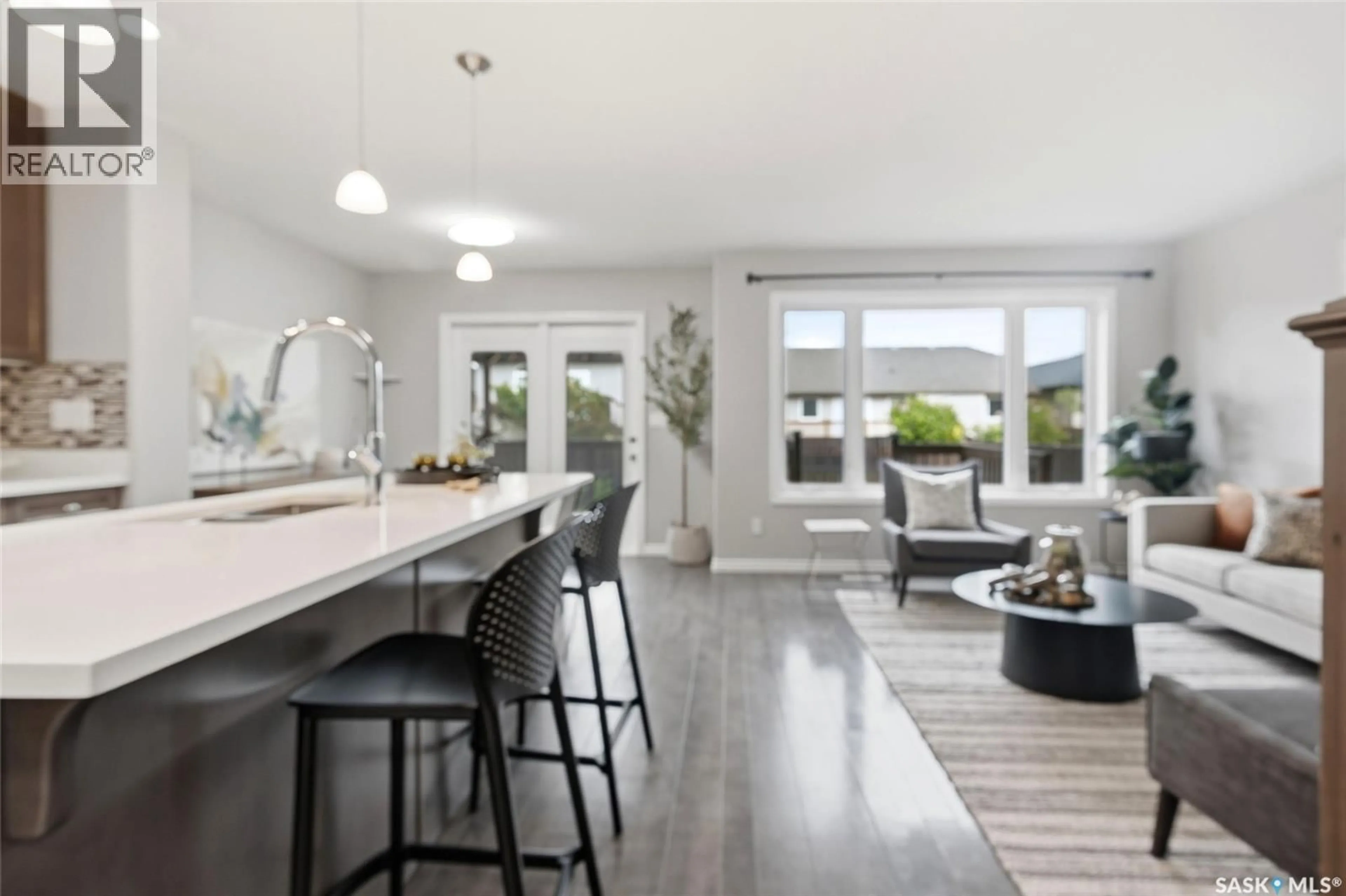 Open concept kitchen, unknown for 334 DICKSON CRESCENT, Saskatoon Saskatchewan S7T0T8