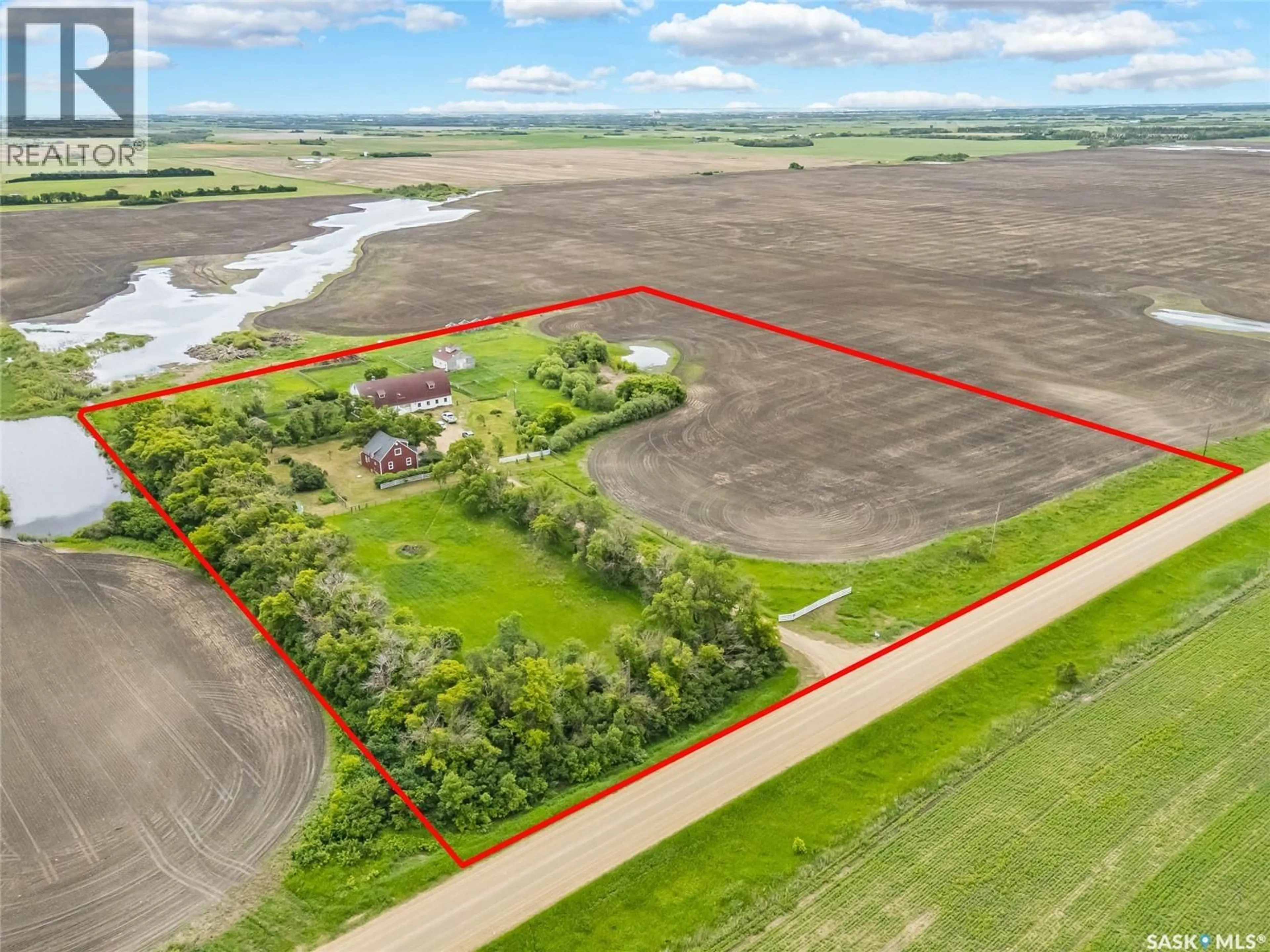 A pic from outside/outdoor area/front of a property/back of a property/a pic from drone, water/lake/river/ocean view for 39355 RANGE ROAD 3062, Corman Park Rm No. 344 Saskatchewan S0K1E0