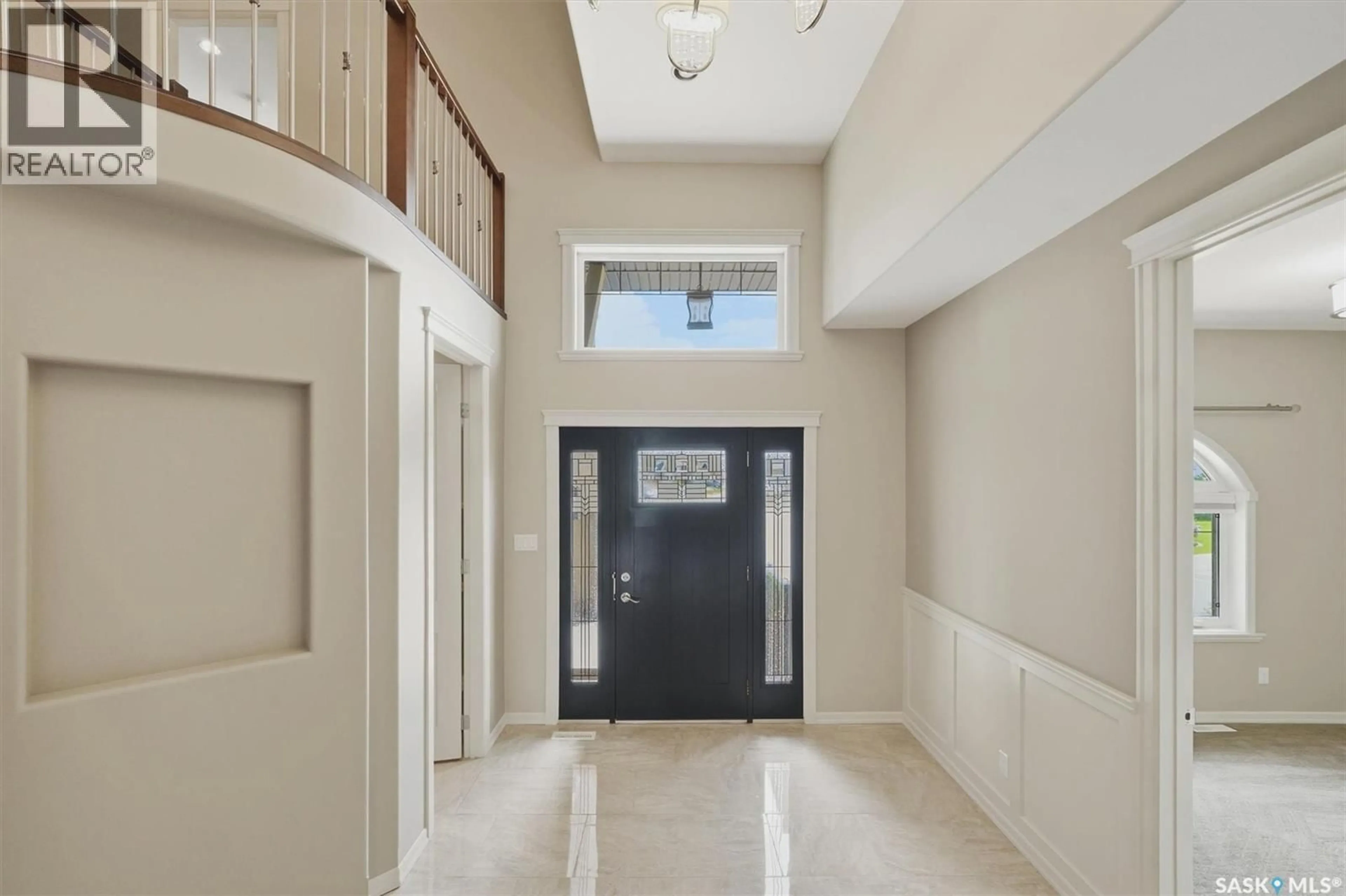 Indoor entryway for 327 HASTINGS LANE, Saskatoon Saskatchewan S7V0C8