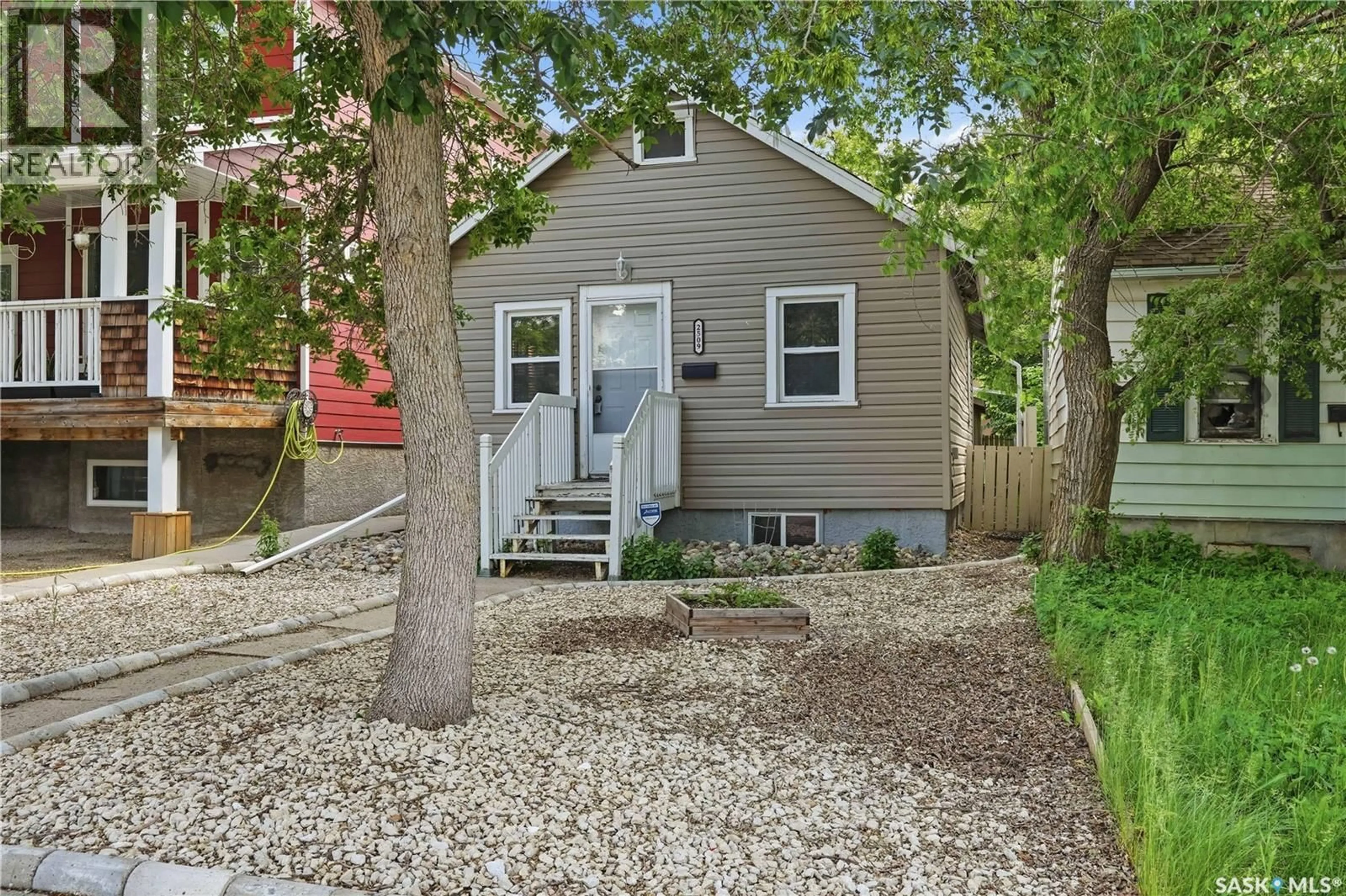 Unknown for 2509 MCDONALD STREET, Regina Saskatchewan S4N2Z6