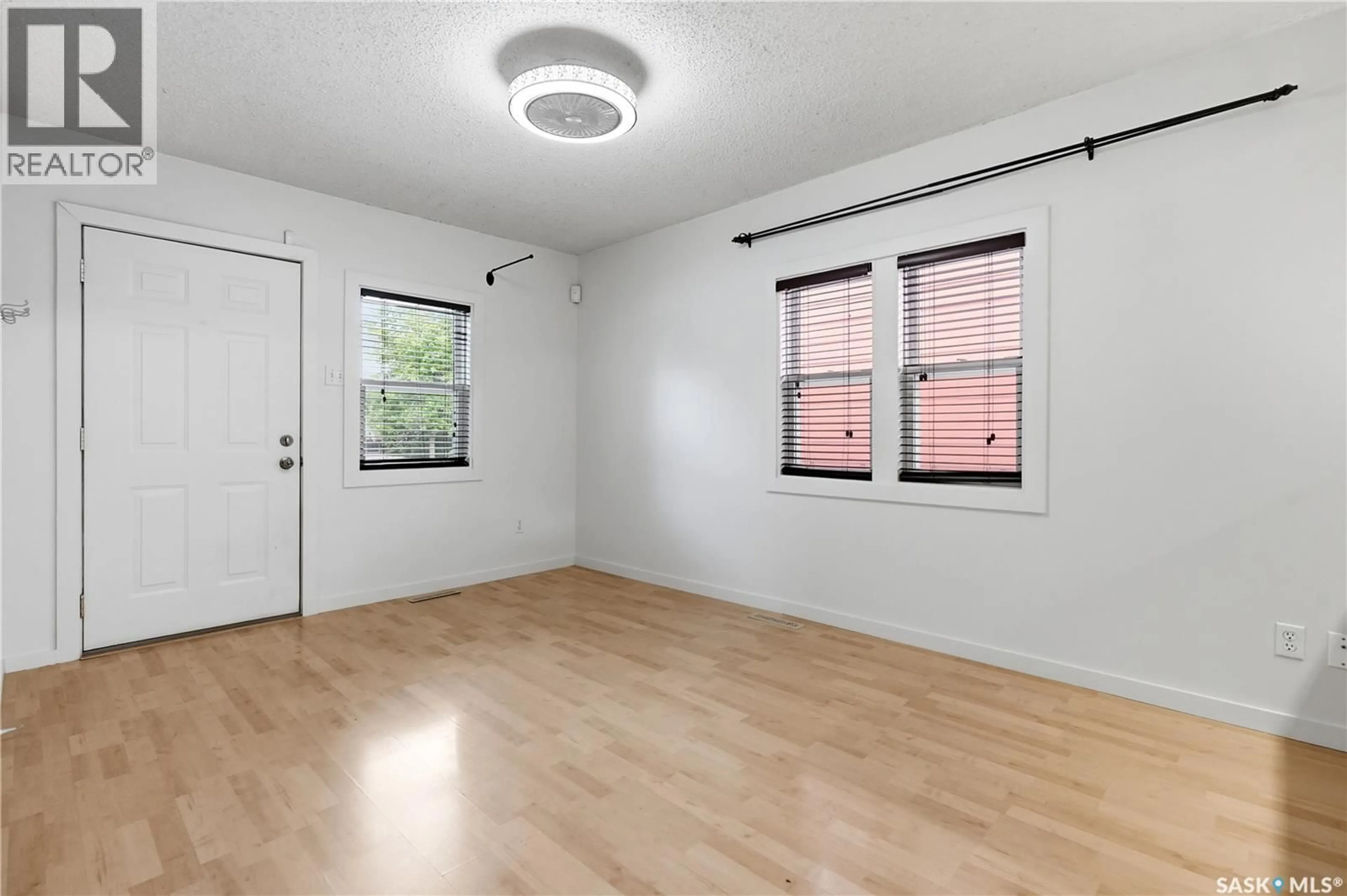 A pic of a room for 2509 MCDONALD STREET, Regina Saskatchewan S4N2Z6