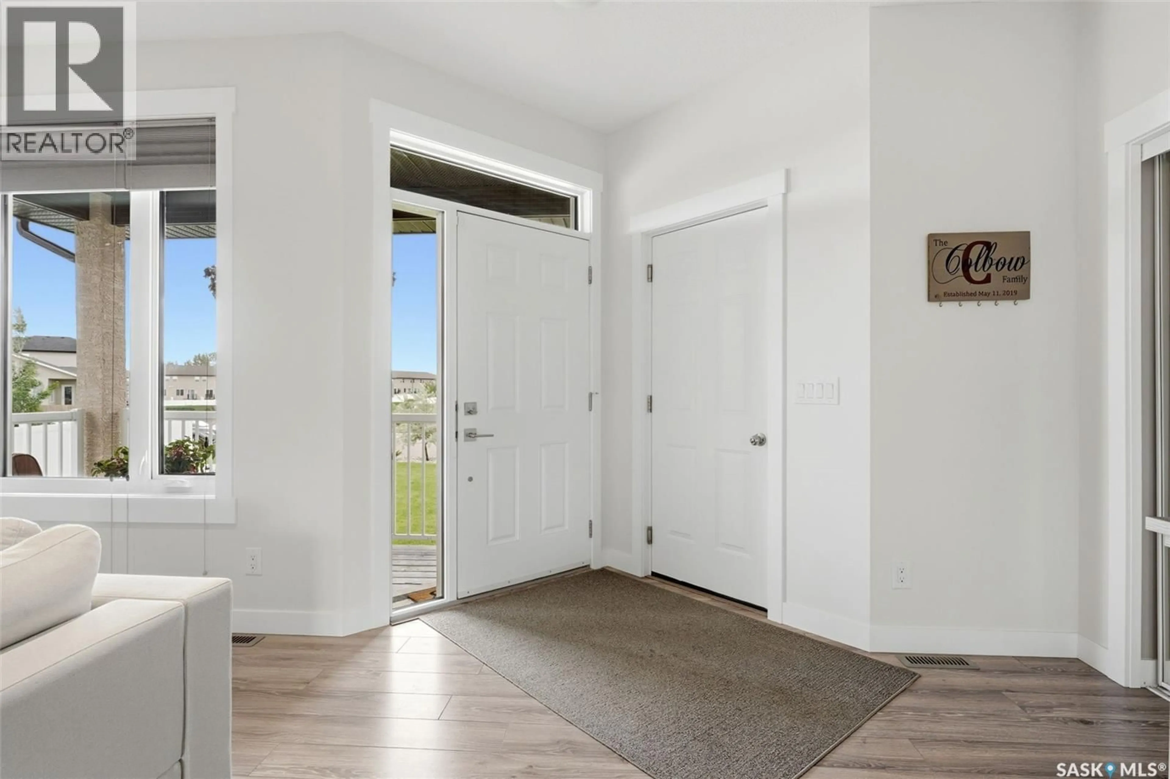 Indoor entryway for 3 PLAINS WAY, Pilot Butte Saskatchewan S0G3Z0