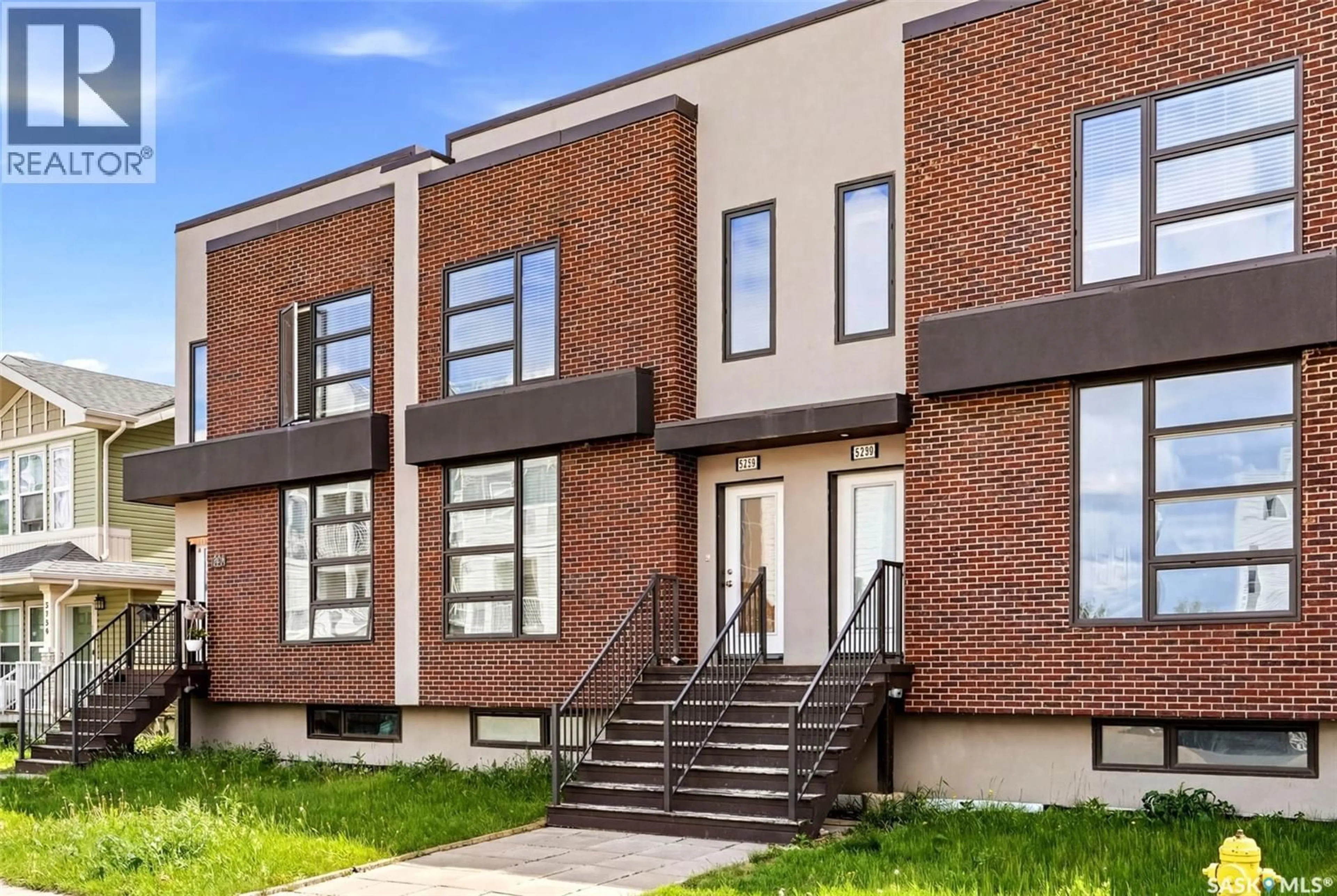 Home with brick exterior material, unknown for 5736 GLIDE CRESCENT, Regina Saskatchewan S4W0P1