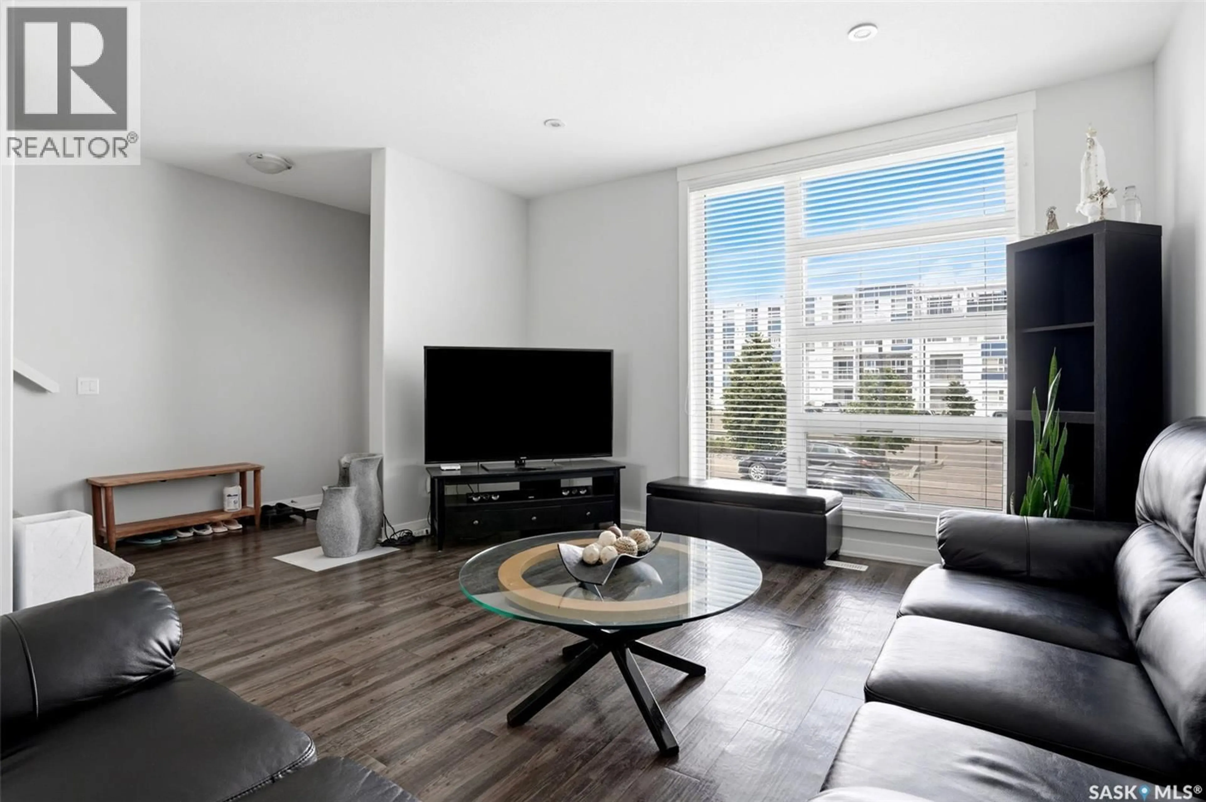 Living room with furniture, unknown for 5736 GLIDE CRESCENT, Regina Saskatchewan S4W0P1